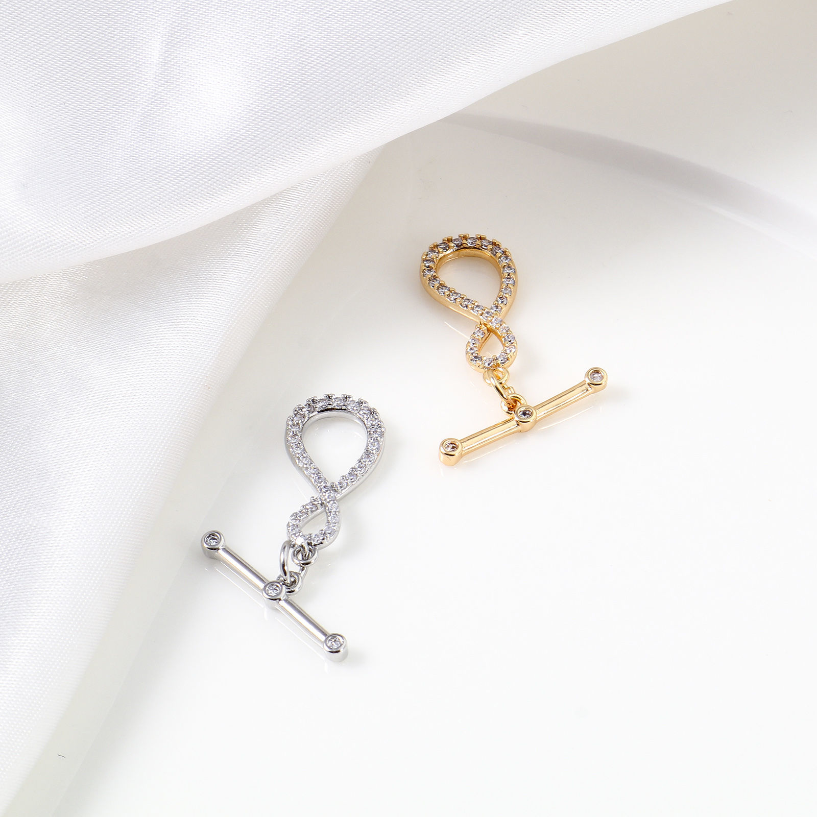 Picture of Brass Toggle Clasps Infinity Symbol Real Gold Plated Micro Pave Clear Cubic Zirconia 22mm x 10mm