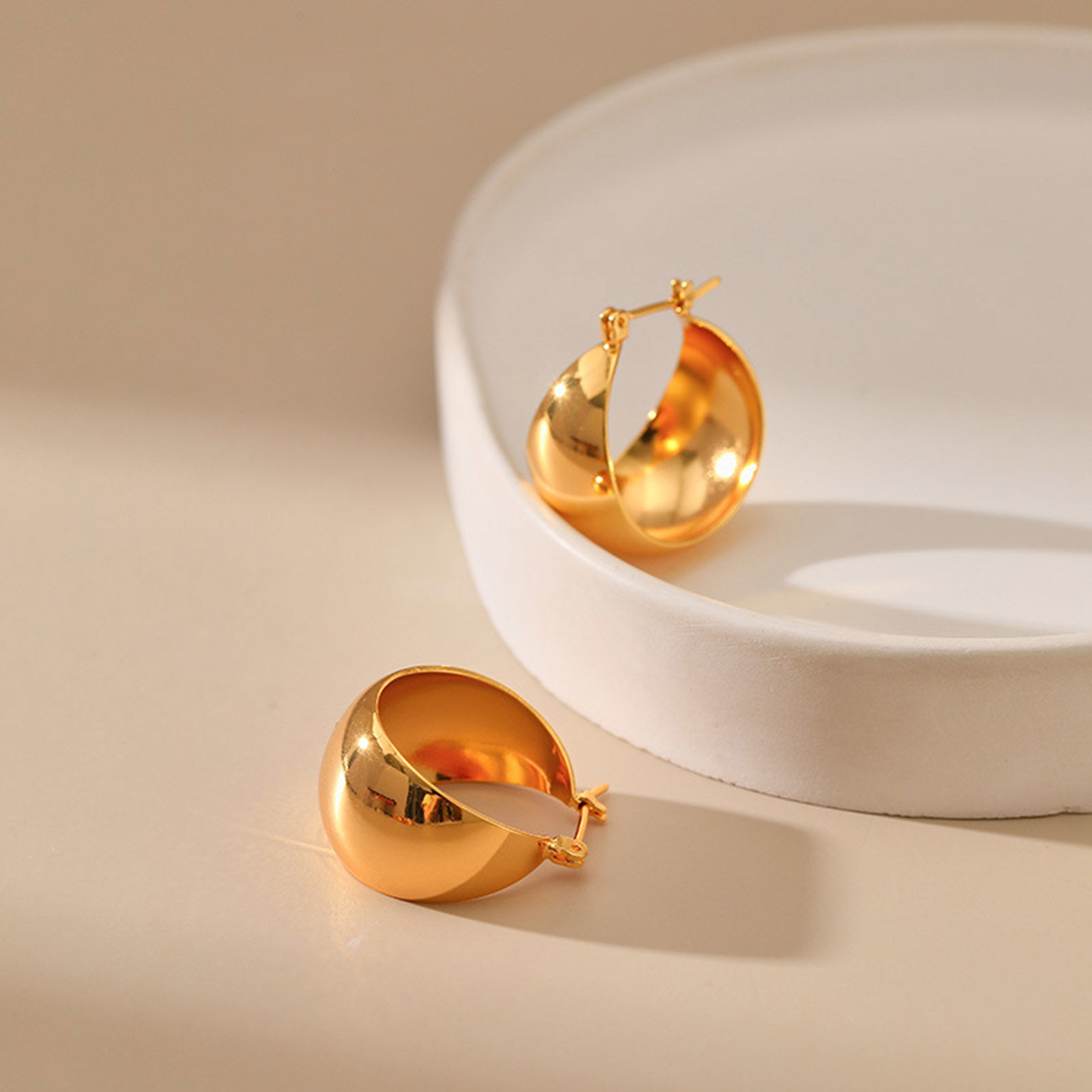 Picture of Hypoallergenic Retro Simple 18K Real Gold Plated Copper Hoop Earrings For Women