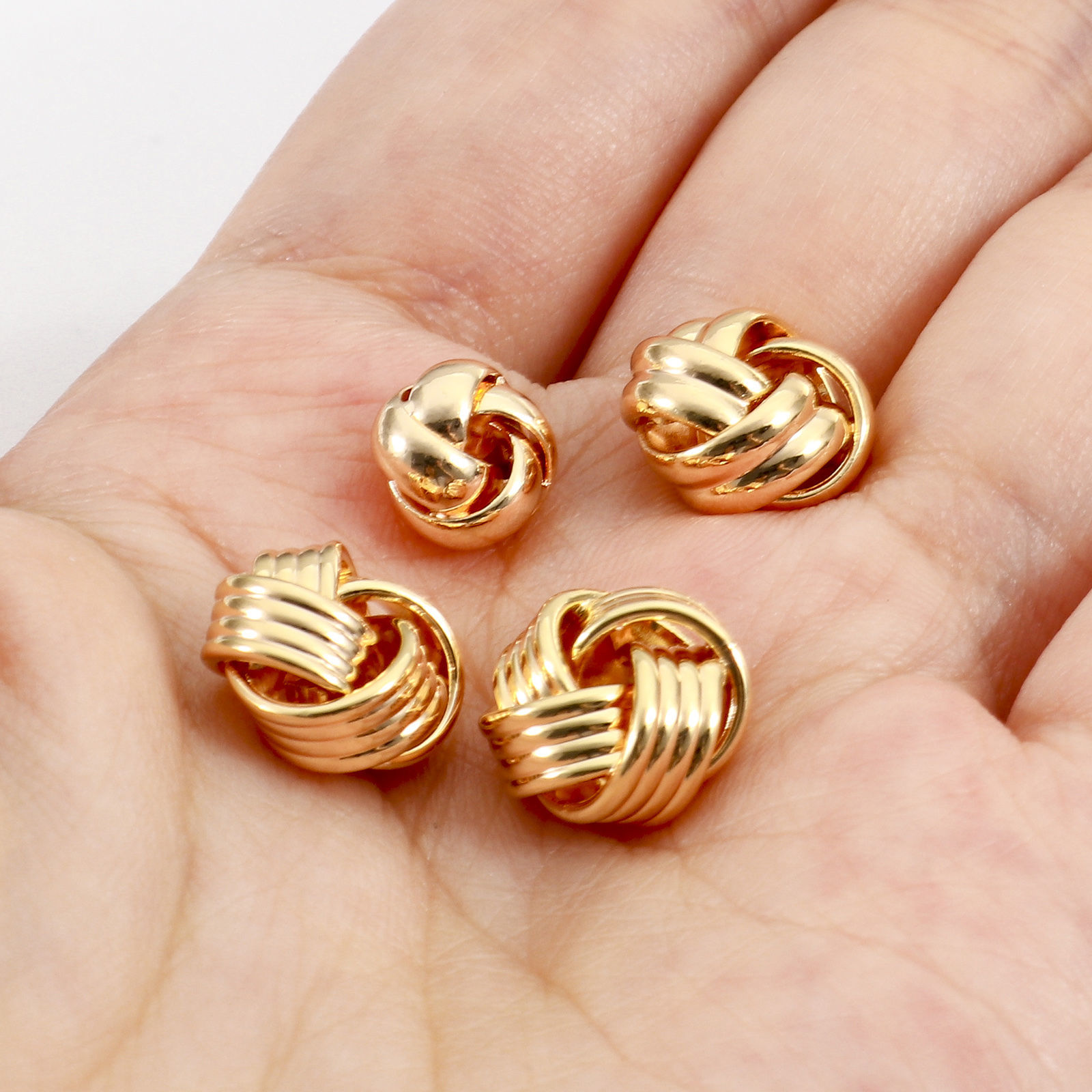 Image de Perles pour DIY Fabrication de Bijoux en Laiton Plaqué Or Véritable 18K Pelote de Laine Creux Env. 12mm x 12mm, 2 Pcs