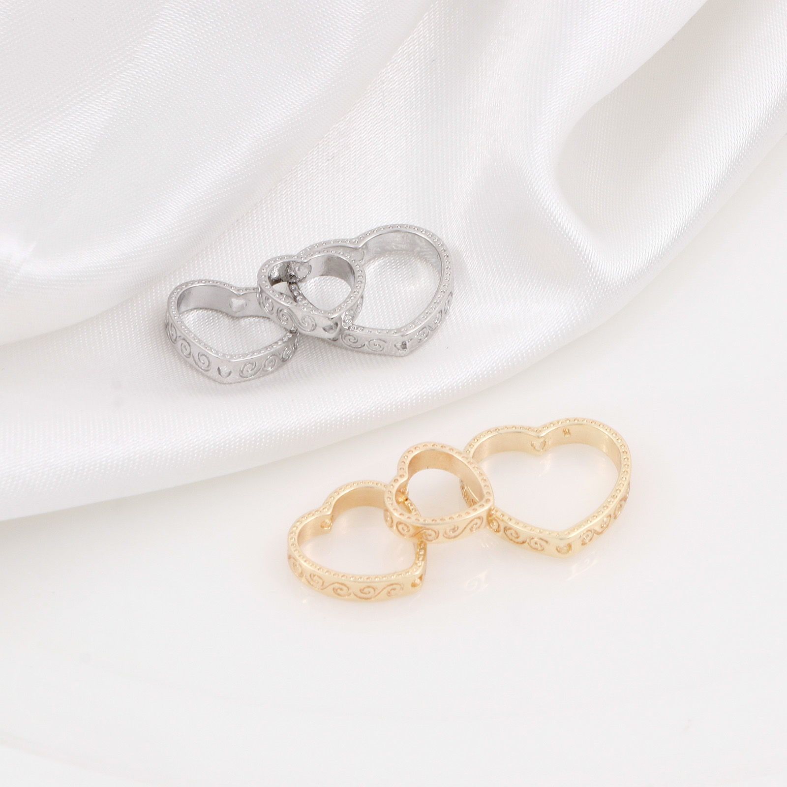 Imagen de Latón Marcos de Cuentas Corazón Filigrana Oro Real Chapado 5 Unidades