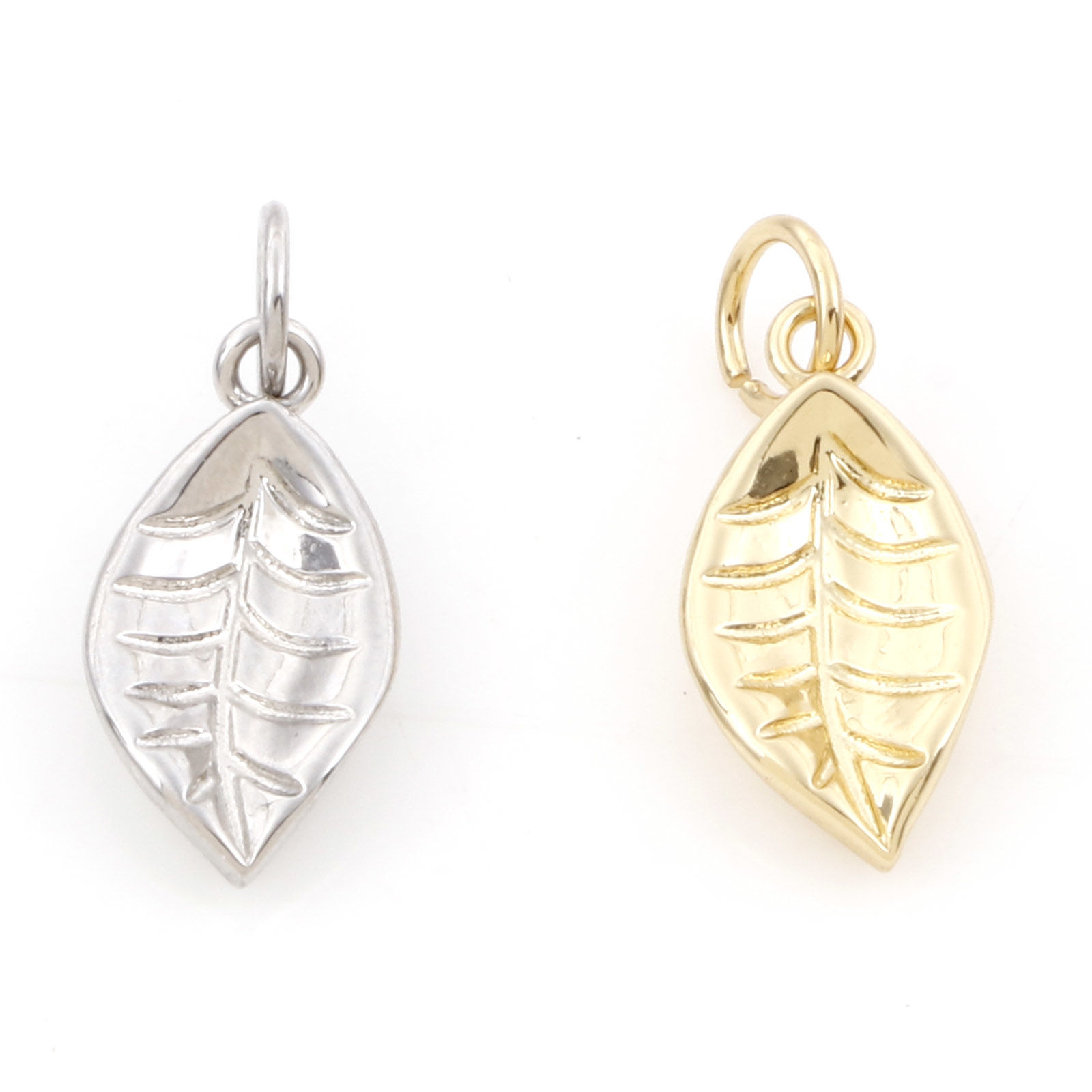 真鍮 チャーム 多色 葉 18mm x 8mm、 2 個 の画像