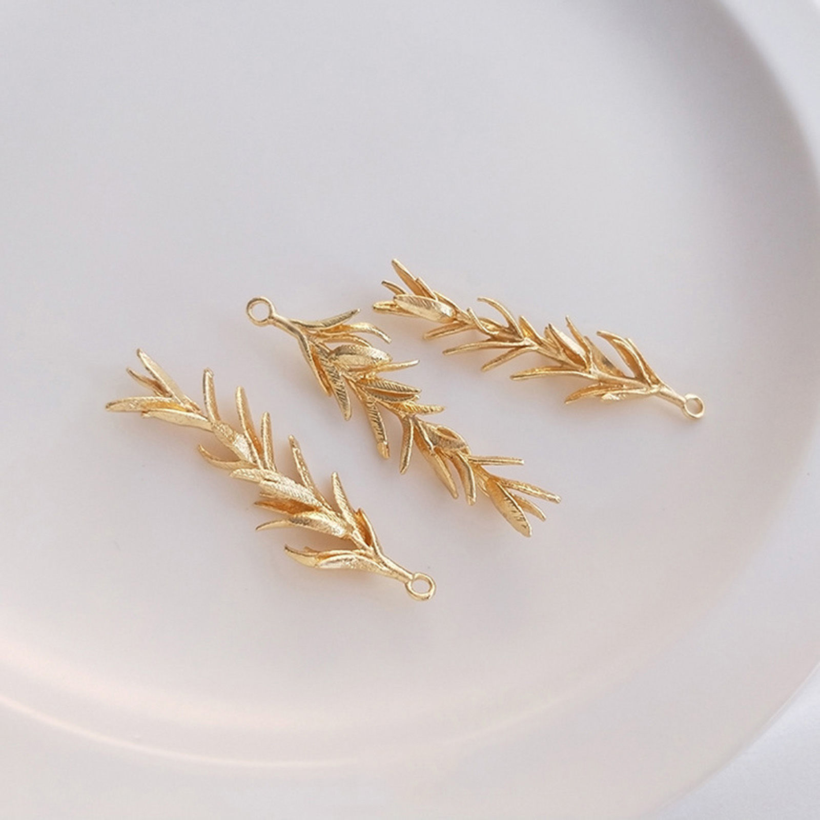 Изображение Латунь Подвески Лист 14K настоящее золото с покрытием 1 ШТ