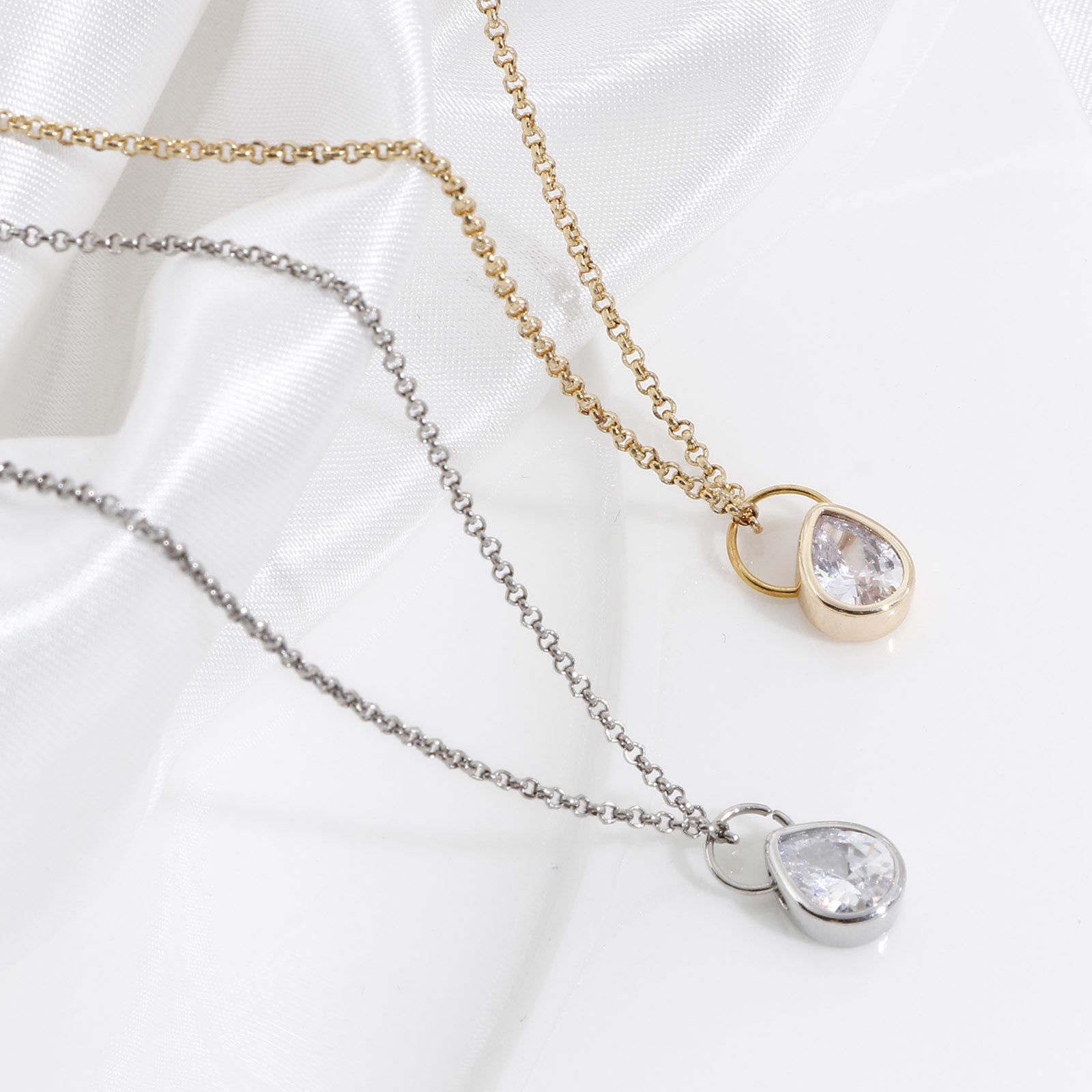 Picture of Brass Charms Real Gold Plated Drop Clear Cubic Zirconia 10mm x 8mm
