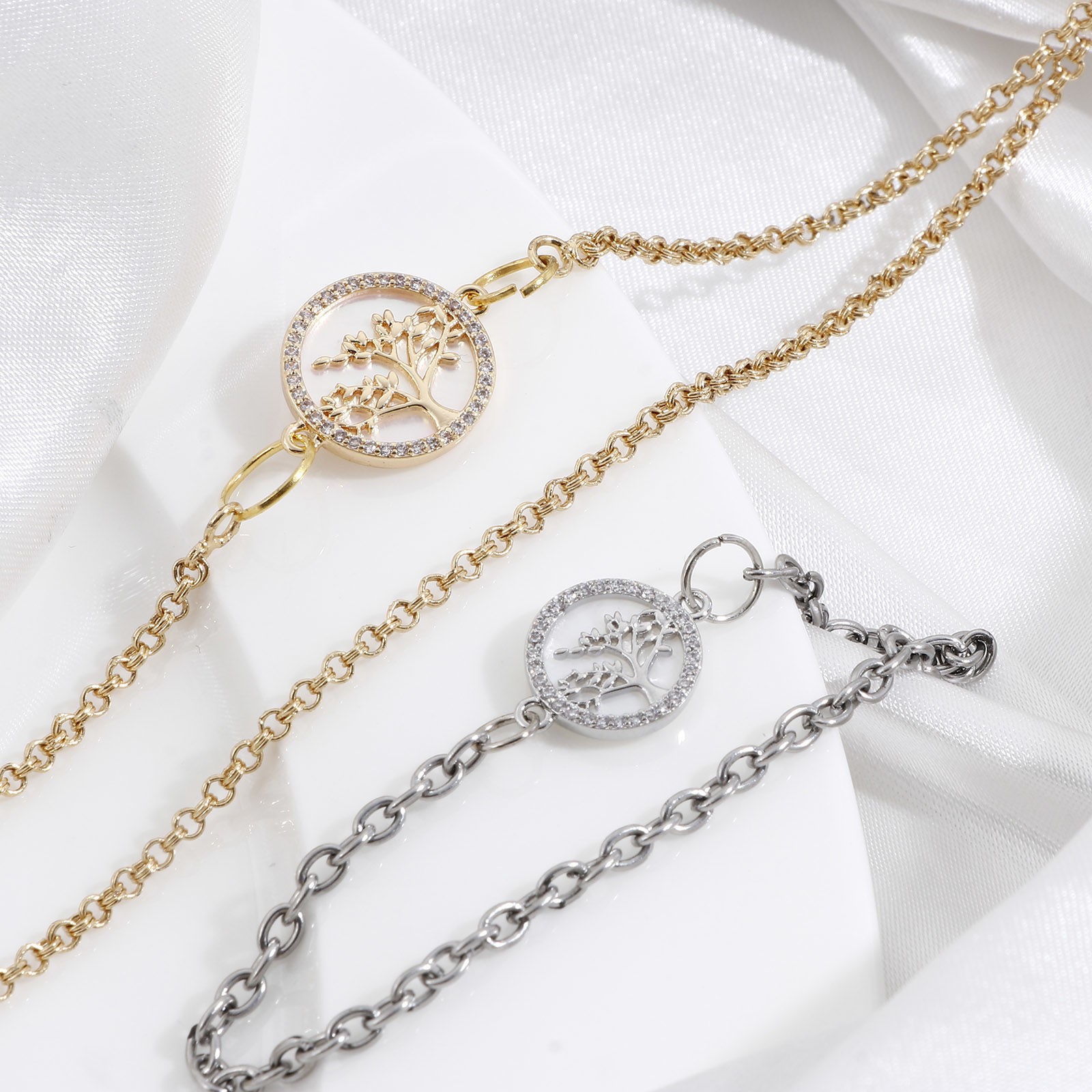 シェル+真鍮 コネクター ペンダント チャーム ゴールドフィルド 円形 ツリー マイクロパヴェ クリアジルコン 1 個 の画像