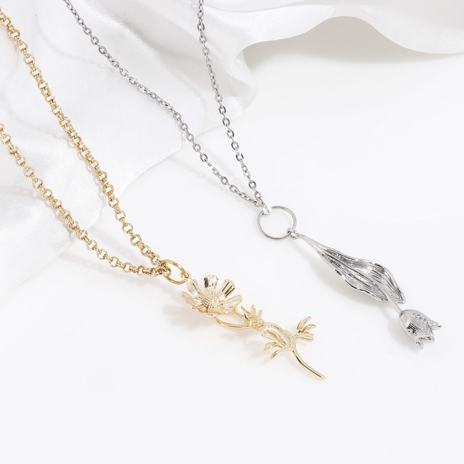 Picture of Brass Pendants Real Gold Plated Flower Leaves 3D