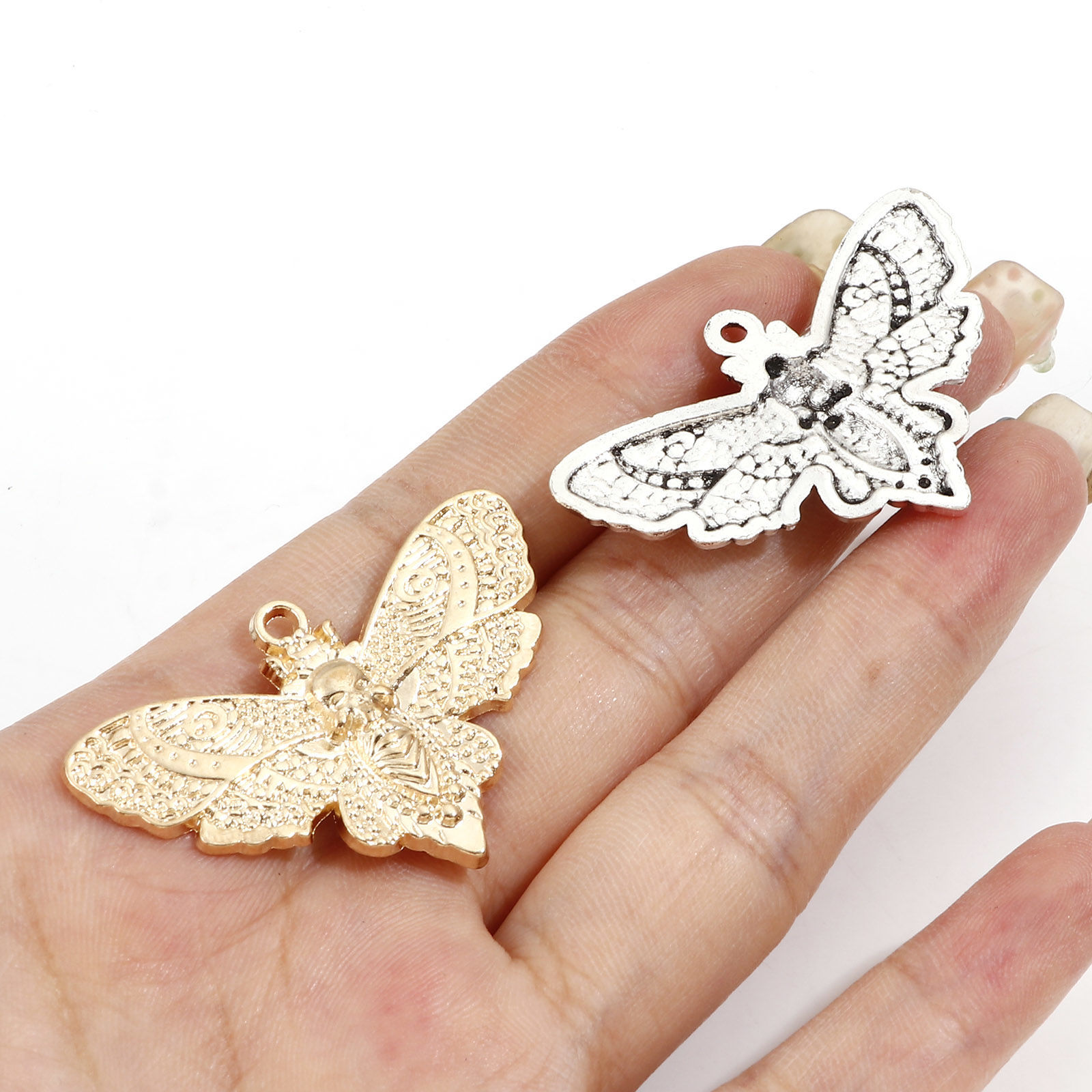 Image de Pendentifs Halloween en Alliage de Zinc Multicolore Papillon de nuit Crânes 4.3cm x 2.7cm, 10 Pcs