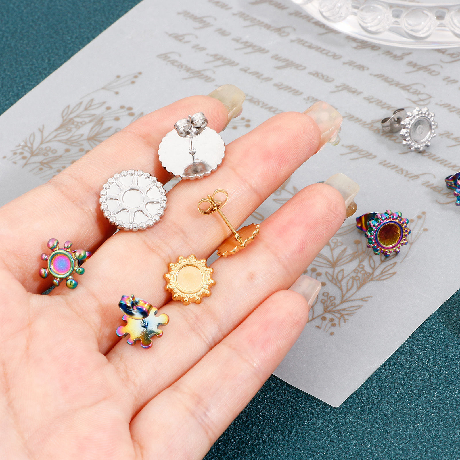 Bild von 4 Stück 304 Edelstahl Ohrring Ohrstecker Sonne Bunt Cabochon Fassung