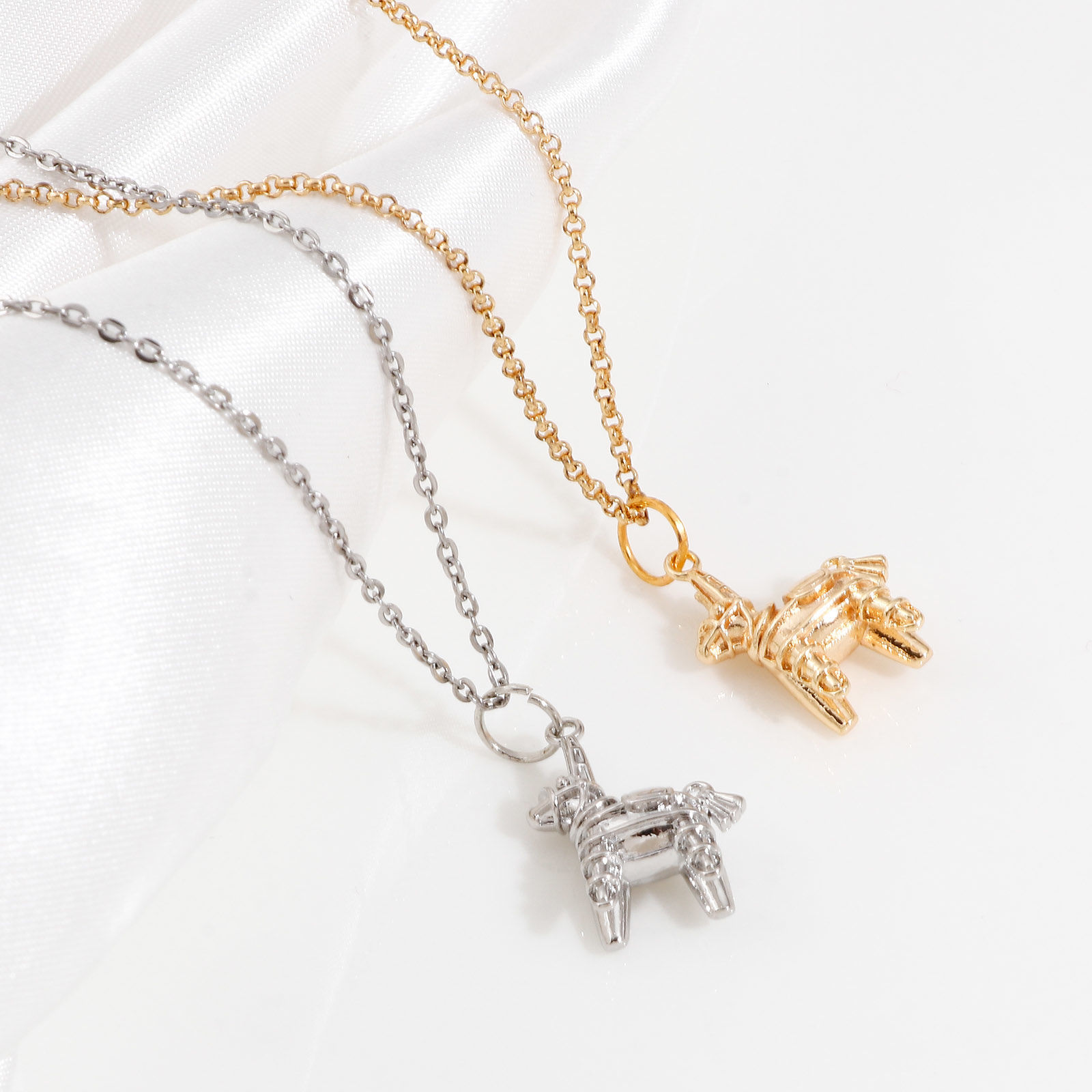 Imagen de Latón Colgantes Charms Caballo de madera Oro Real Chapado Cactus 3D 2 Unidades