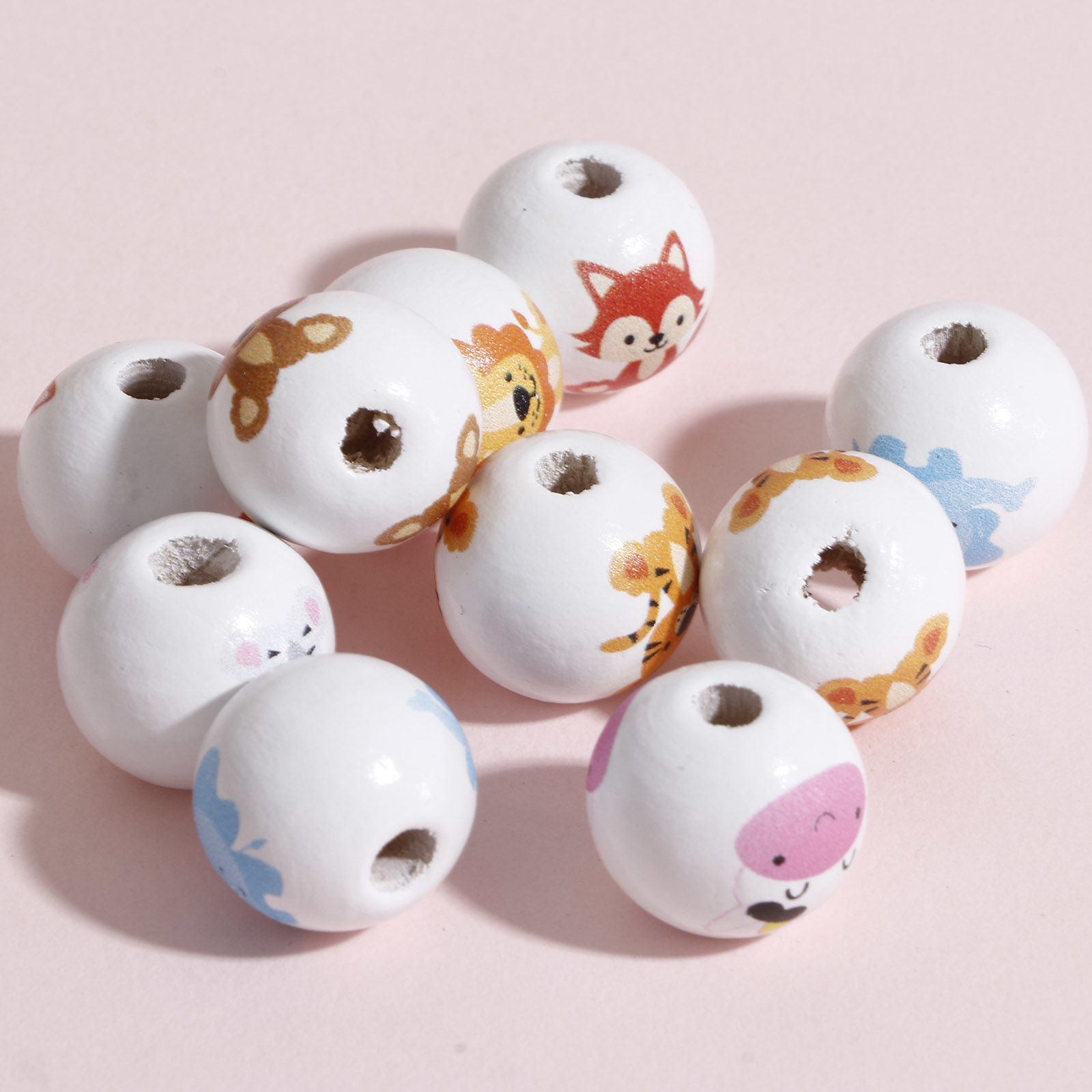 Изображение Деревянные Бисер для изготовления ювелирных украшений "Сделай сам Круглые, Случайный смешанный цвет Рождество 16мм диаметр, Отверстие:примерно 3.5мм, 1 Пакет (примерно 10 ШТ)