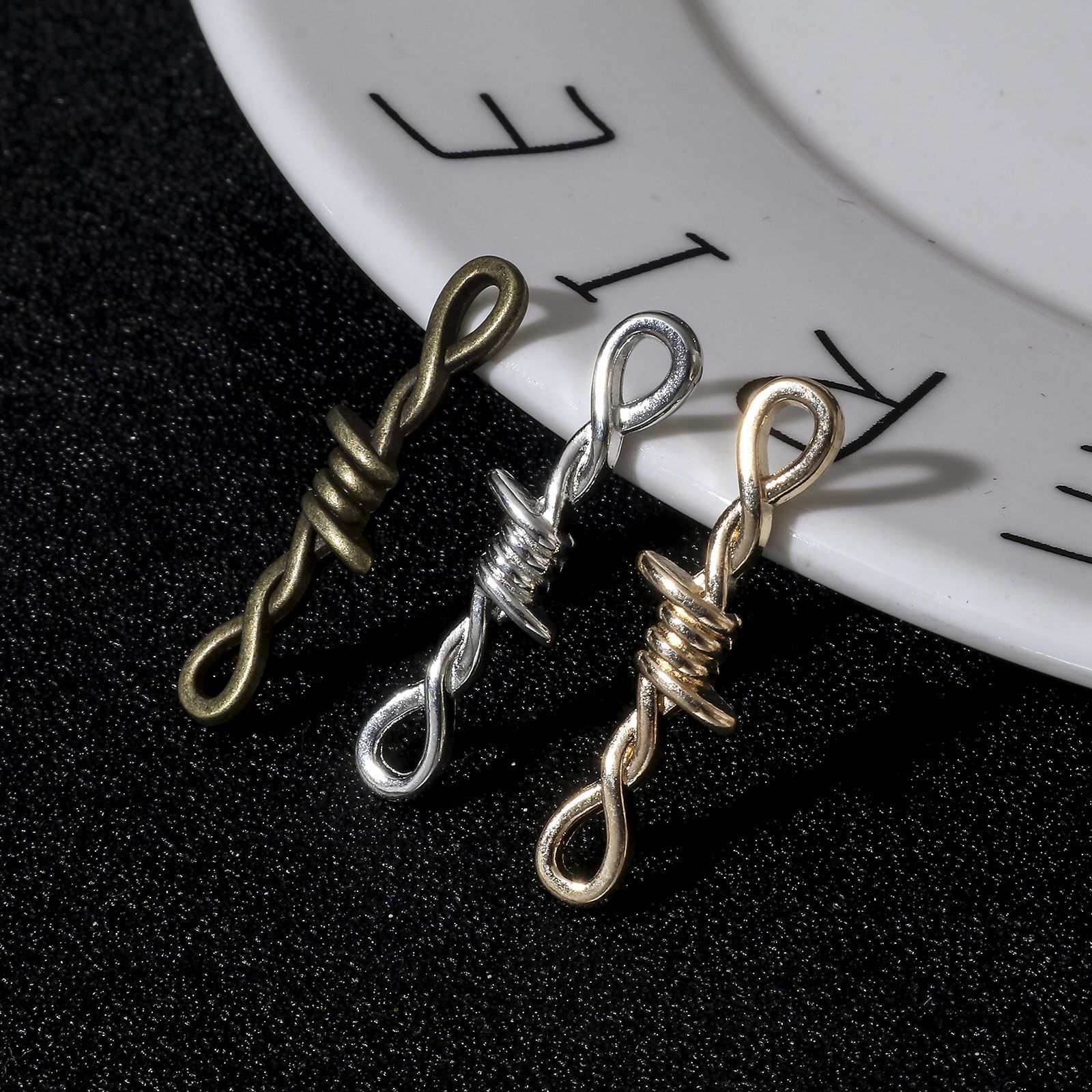 Picture of Zinc Based Alloy Gothic Connectors Charms Pendants Multicolor Thorns Infinity Symbol 3.4cm x 1cm