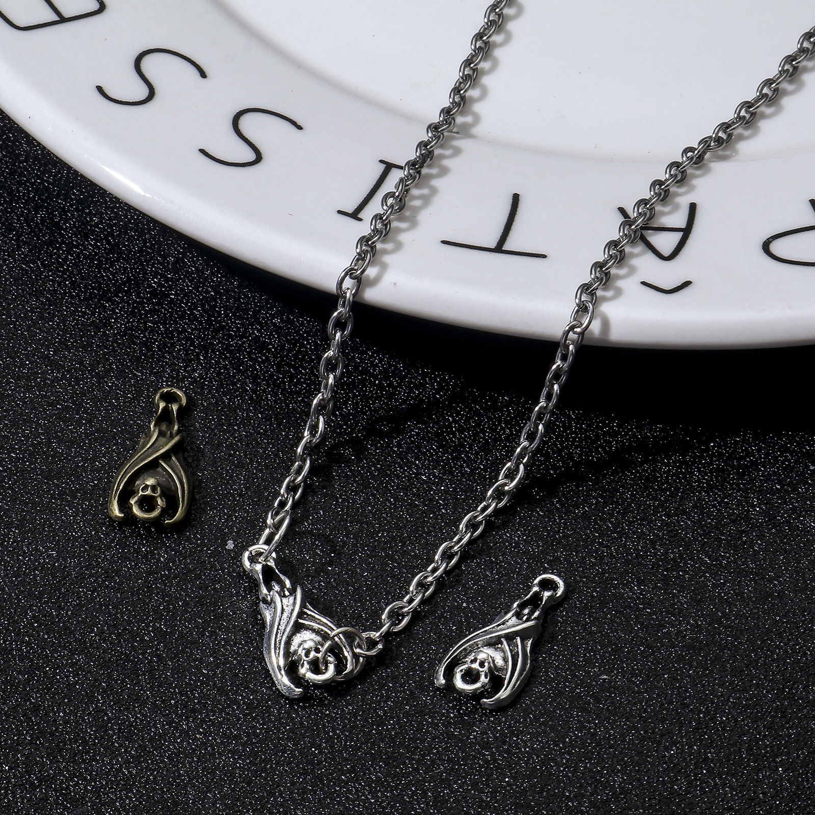 Изображение Цинковый Сплав Хэллоуин Соединители Подвески Подвески фурнитуры Хэллоуин Летучая мышь Разноцветный 21мм x 9мм, 50 ШТ