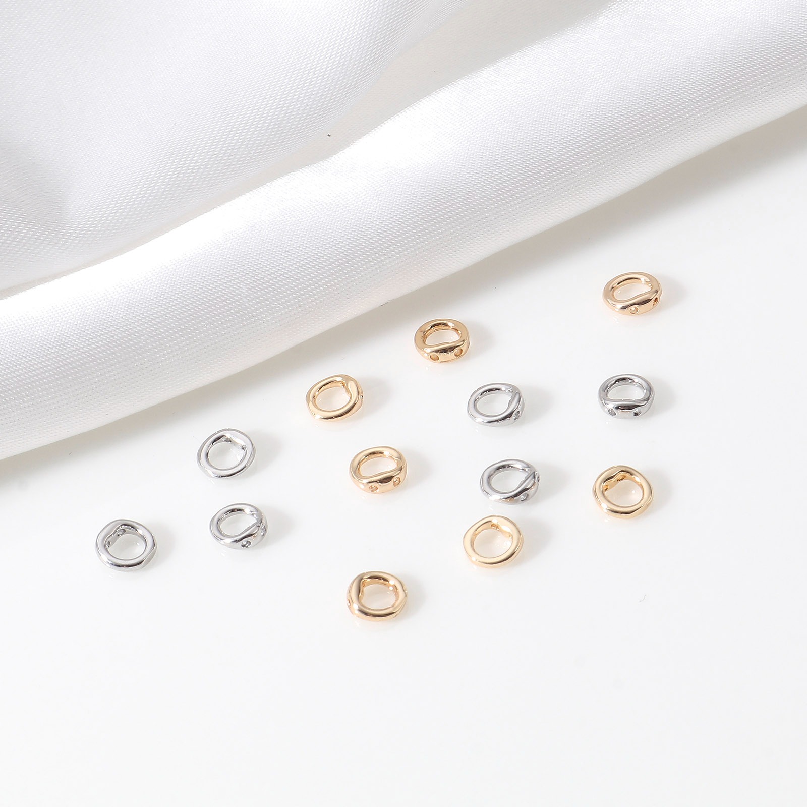 Imagen de Latón Protectores del Alambre Ronda Oro Real Chapado 5.2mm x 5mm, 10 Unidades