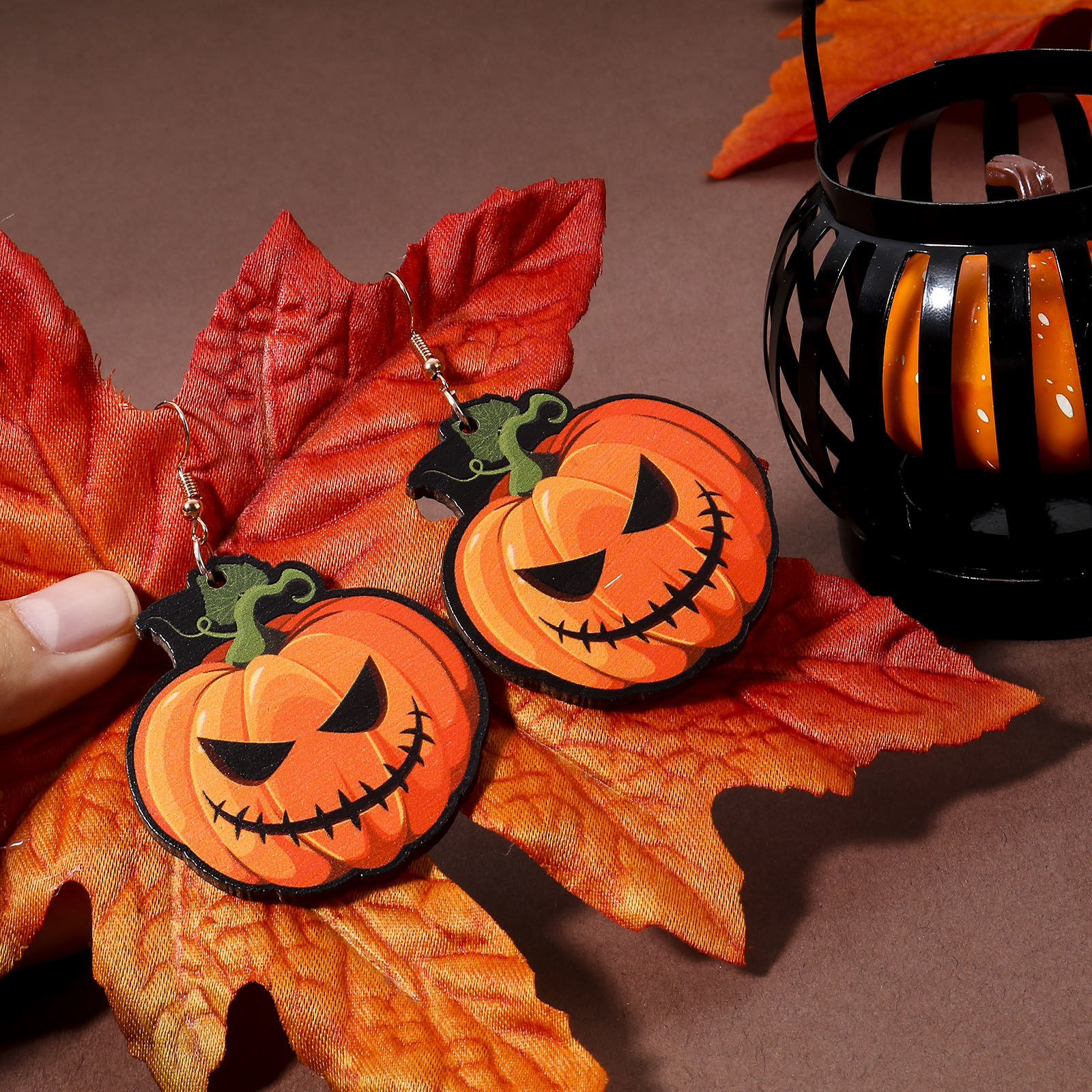 Picture of Natural Wood Halloween Pendants Multicolor