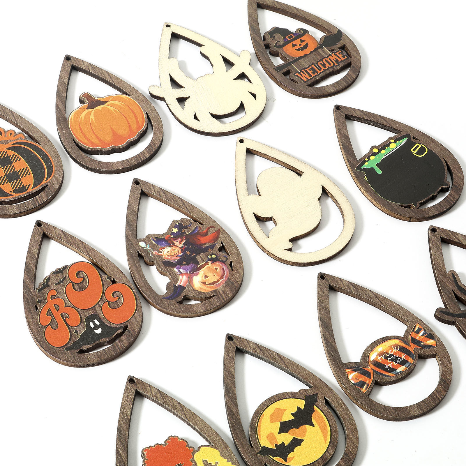 Imagen de Madera Halloween Colgantes Multicolor Gota 5.5cm x 3.4cm, 10 Unidades