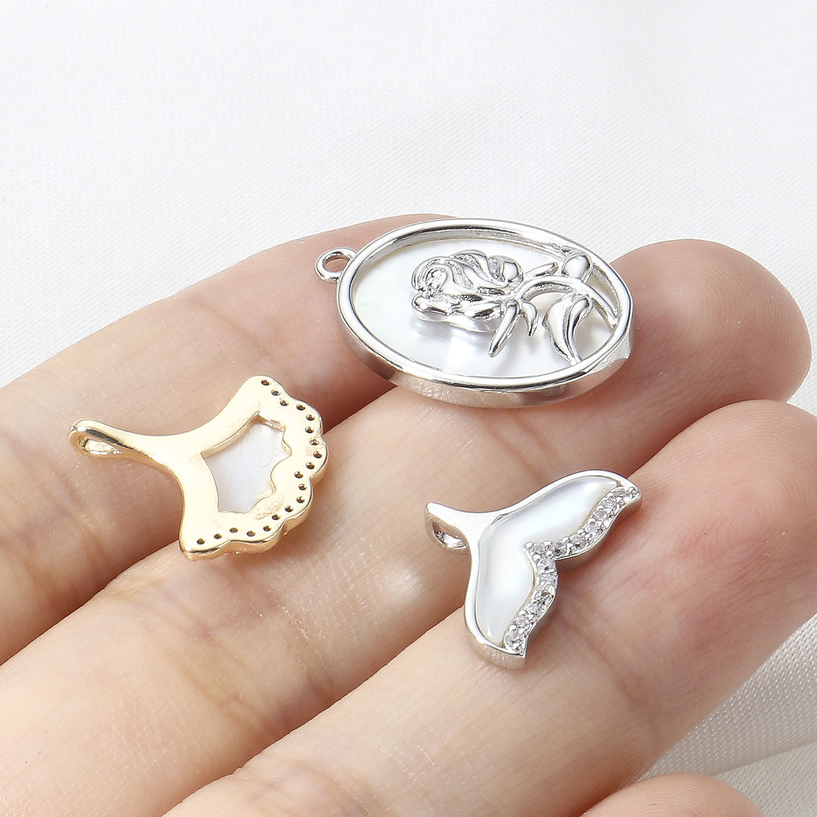 Imagen de Concha + Latón Colgantes Charms Oro Real Chapado 1 Unidad
