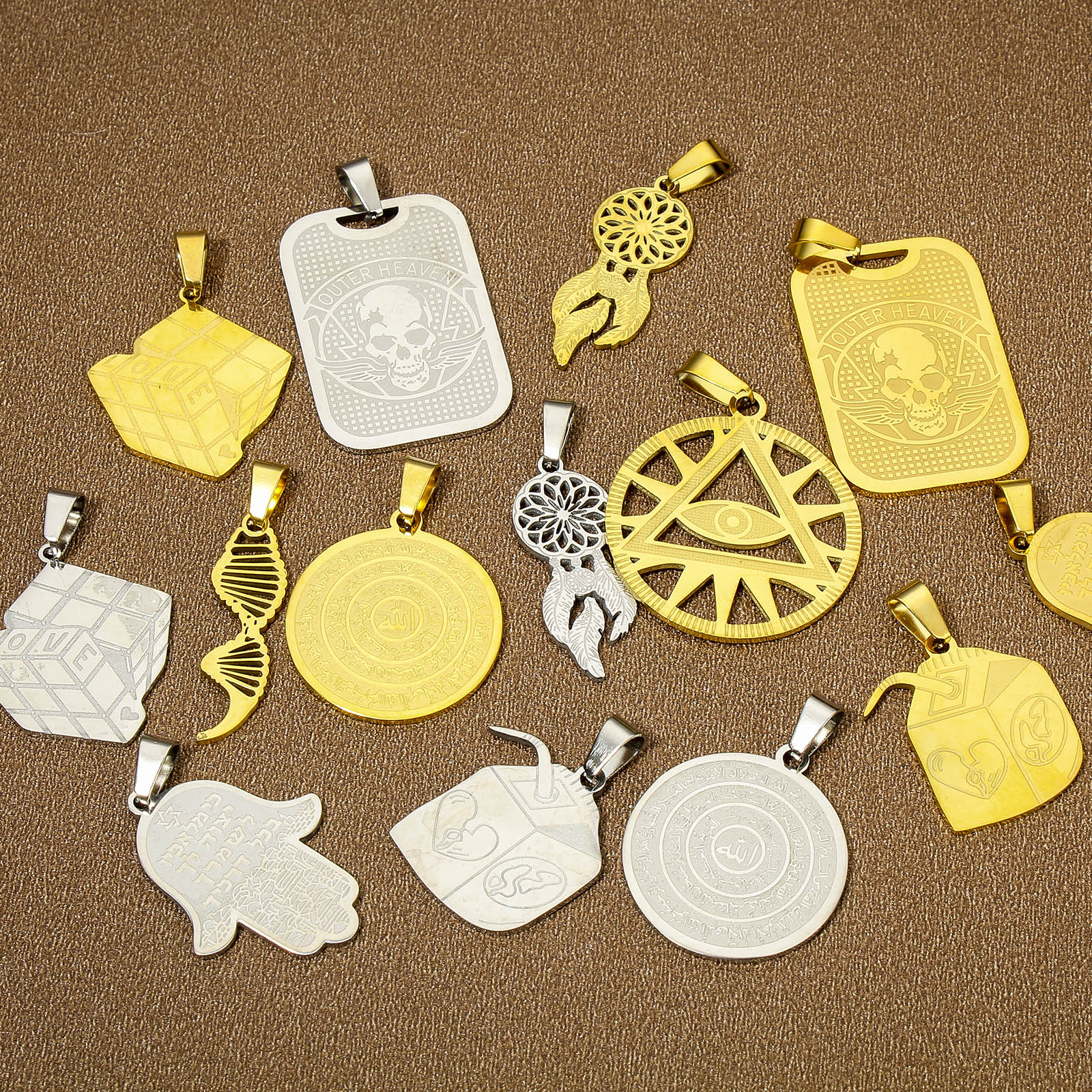Picture of 304 Stainless Steel Religious Pendants Multicolor Dream Catcher Hamsa Symbol Hand