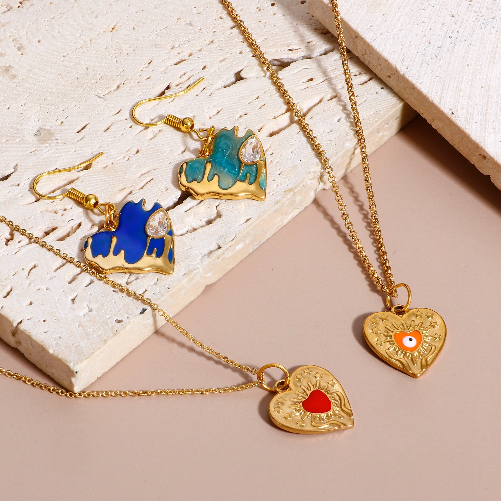 Image de Breloques en 304 Acier Inoxydable La Saint Valentin Cœur Doré Multicolore Œil Mauvais Émail 1 Pièce