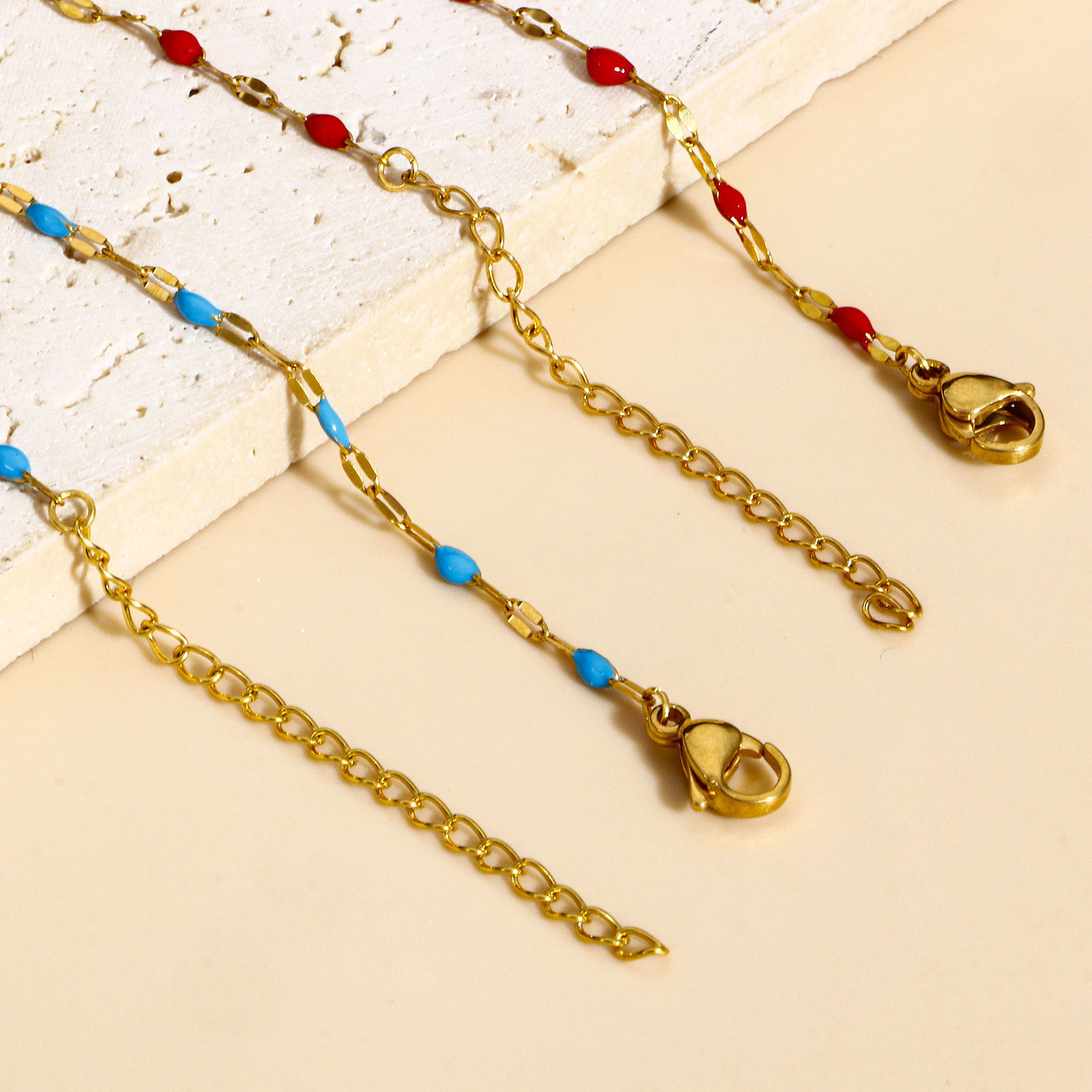 Picture of 304 Stainless Steel Enamel Lips Chain Bracelets Gold Plated With Lobster Claw Clasp And Extender Chain 17.5cm(6 7/8") long