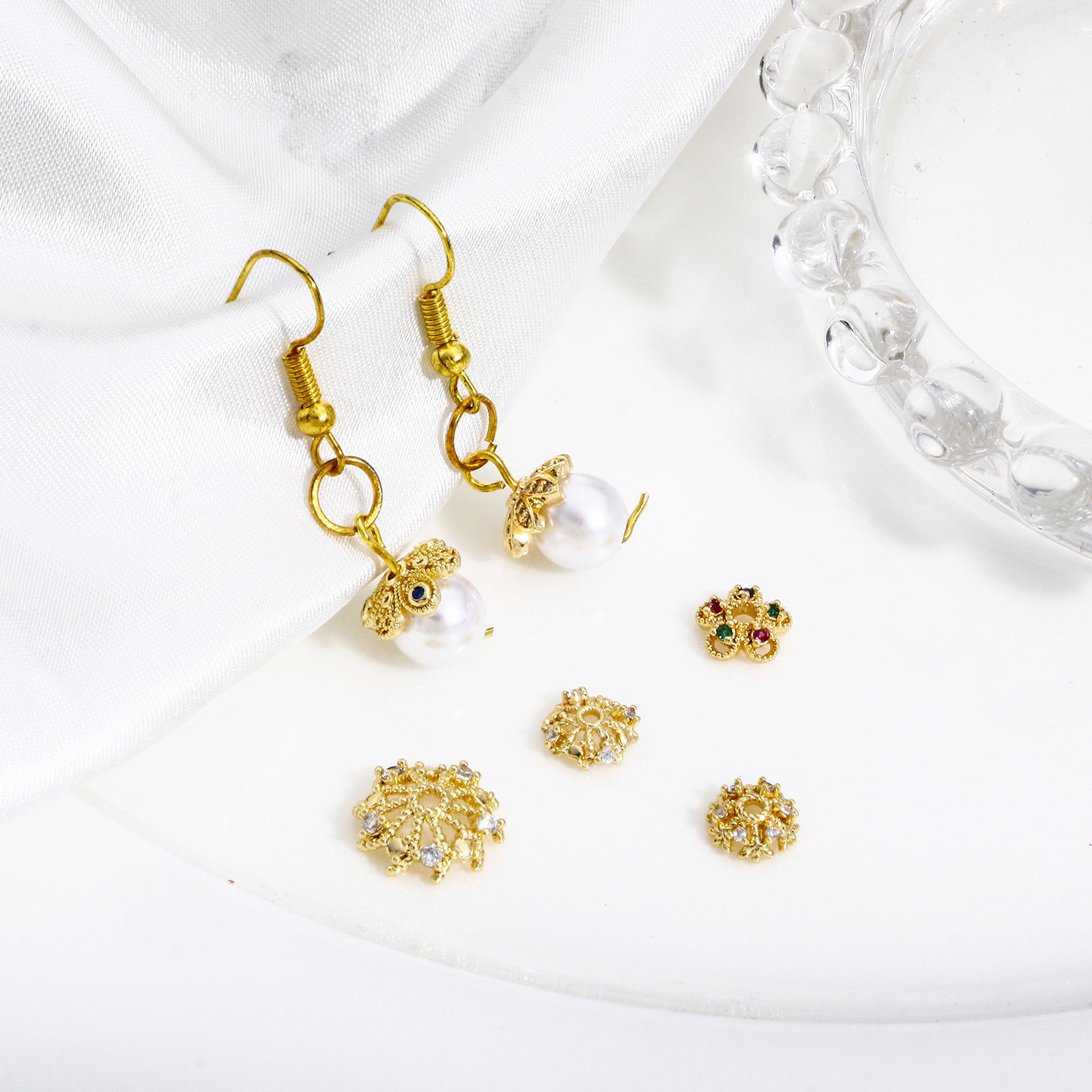 Image de 2 Pcs Coupelles en Laiton Plaqué Or Véritable 18K