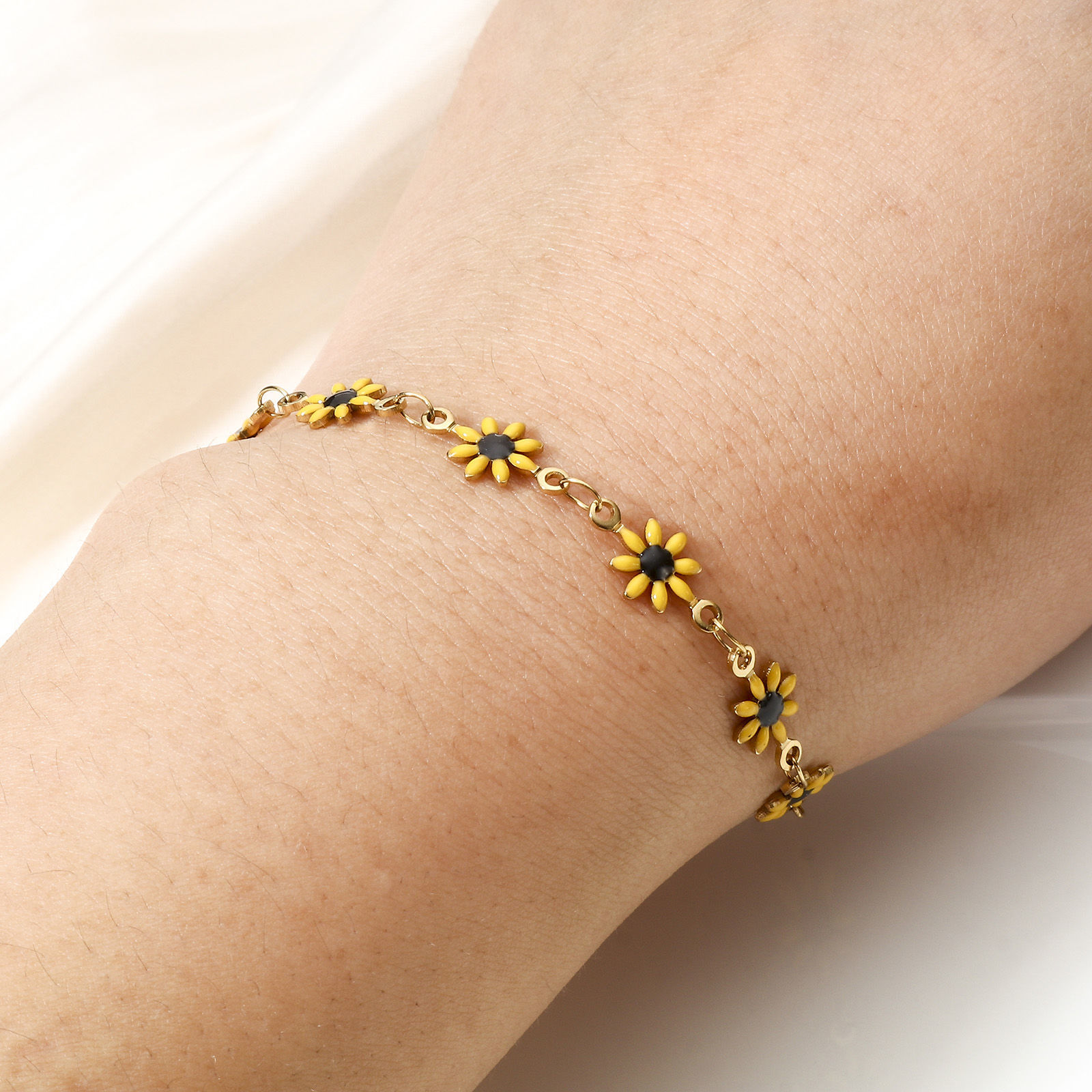 Imagen de 1 Unidad 304 Acero Inoxidable Cadena de Eslabones Hechos a Mano Pulseras Chapado en Oro de 18K Flor de la margarita Con Broche de Langosta y Extensor Cadena 16cm longitud