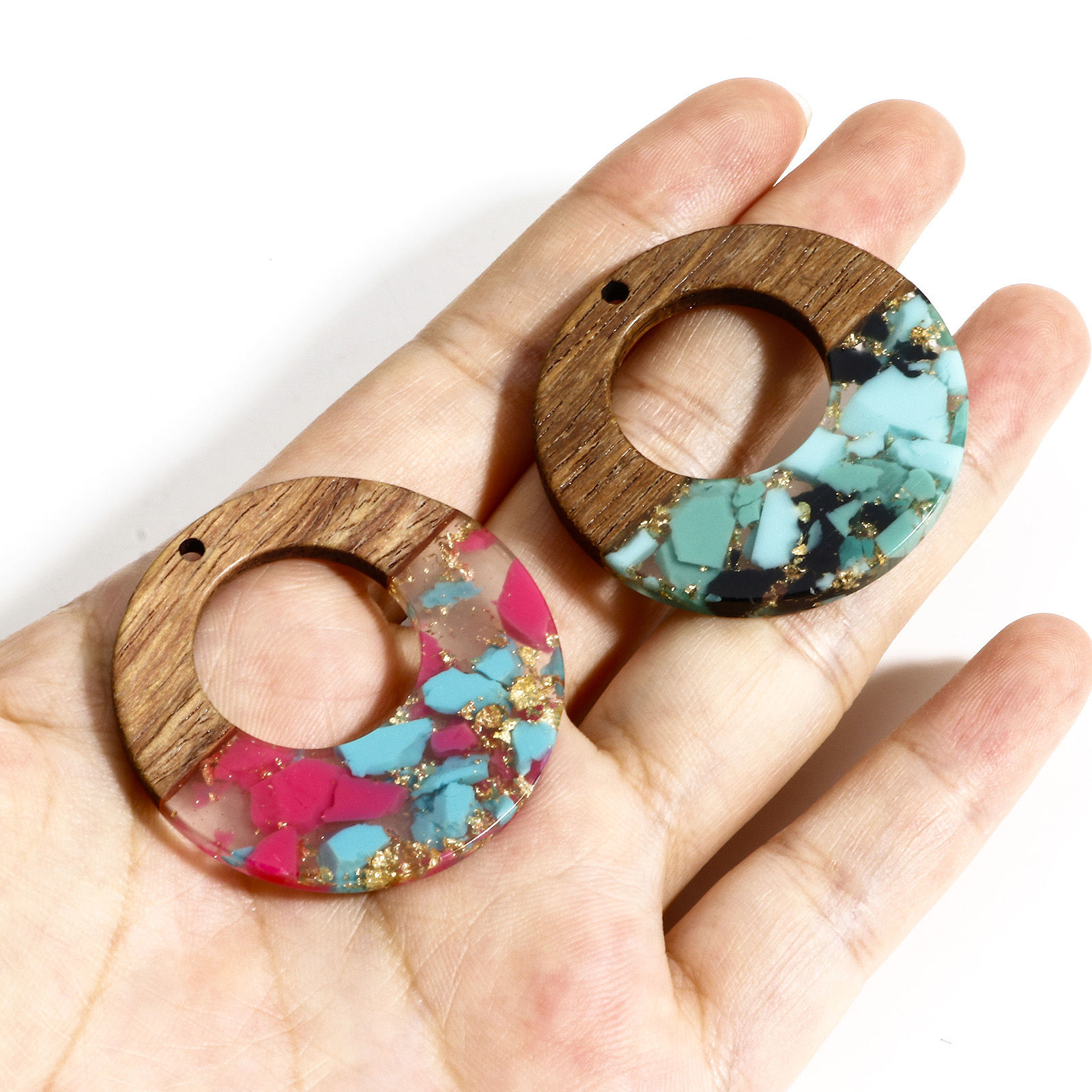 Picture of Wood Effect Resin Pendants Natural Circle Ring Gravels Chips 3.8cm Dia