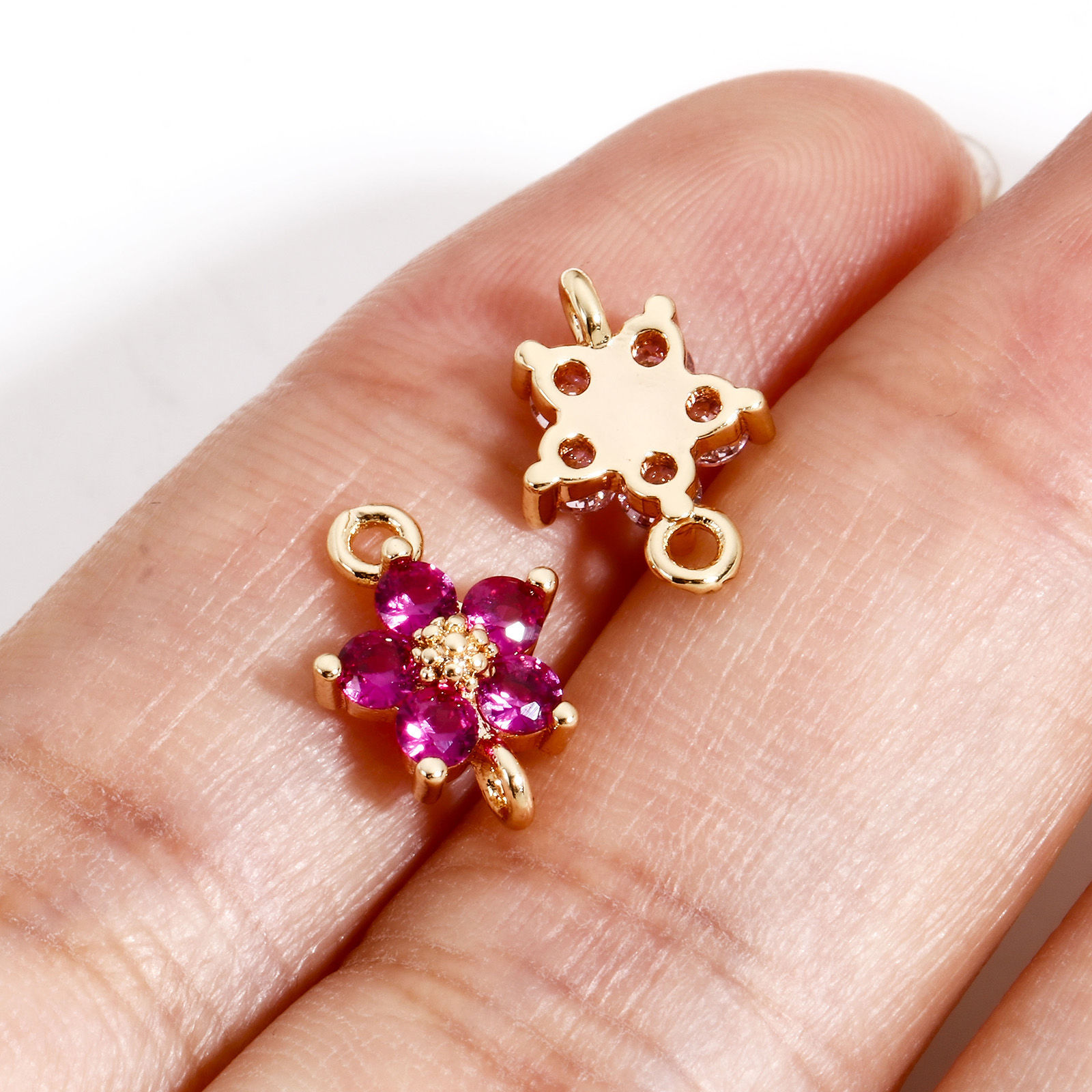 Immagine di 2 Pz Ottone Pendenti Charms Connettori Accessori Fiore 18K Vero Oro Placcato Multicolore Cubic Zirconiae 12mm x 8mm