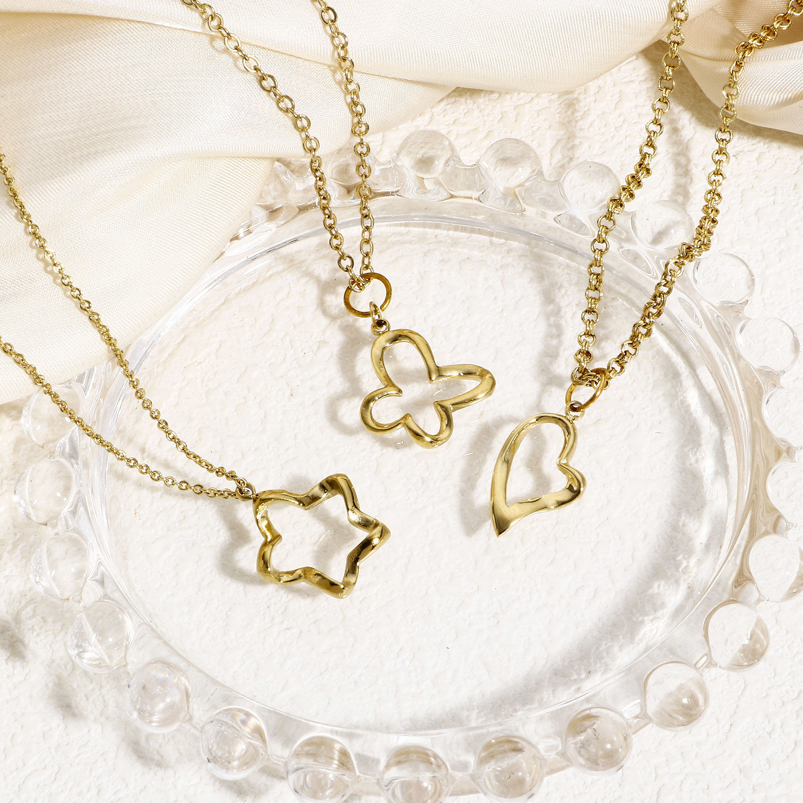 Picture of 316 Stainless Steel Stylish Charms Gold Plated Bee Animal Butterfly