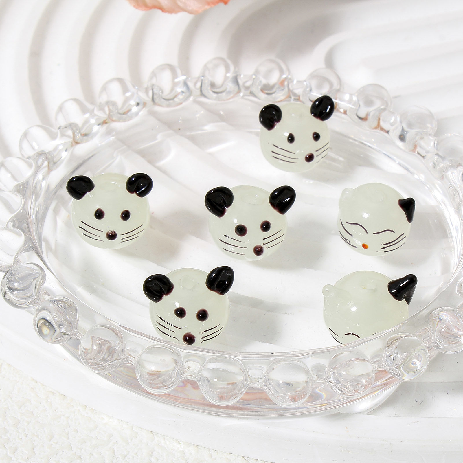 Imagen de 2 Unidades Cuentas para la Fabricación de Joyas con Dijes de Bricolaje Vidrio Murano de Animal , Lechoso 3D