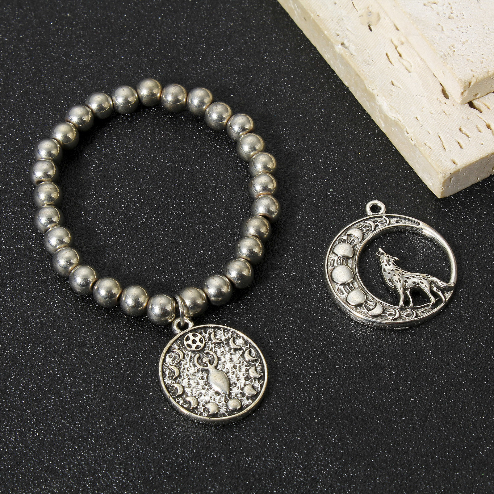 Bild von 10 Stück Zinklegierung Muttertag Charms Antiksilber Venusfigurinen Mond