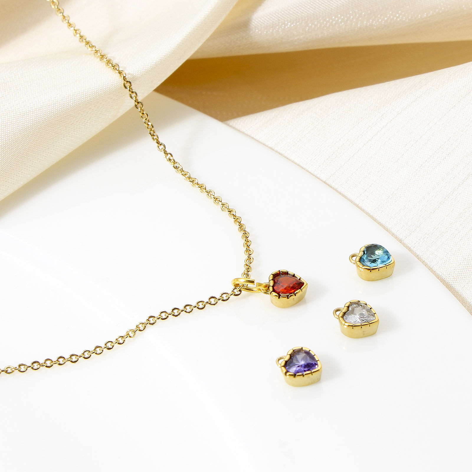 Bild von 1 Stück 304 Edelstahl Monatsstein Charms Herz Vergoldet Bunt Strass