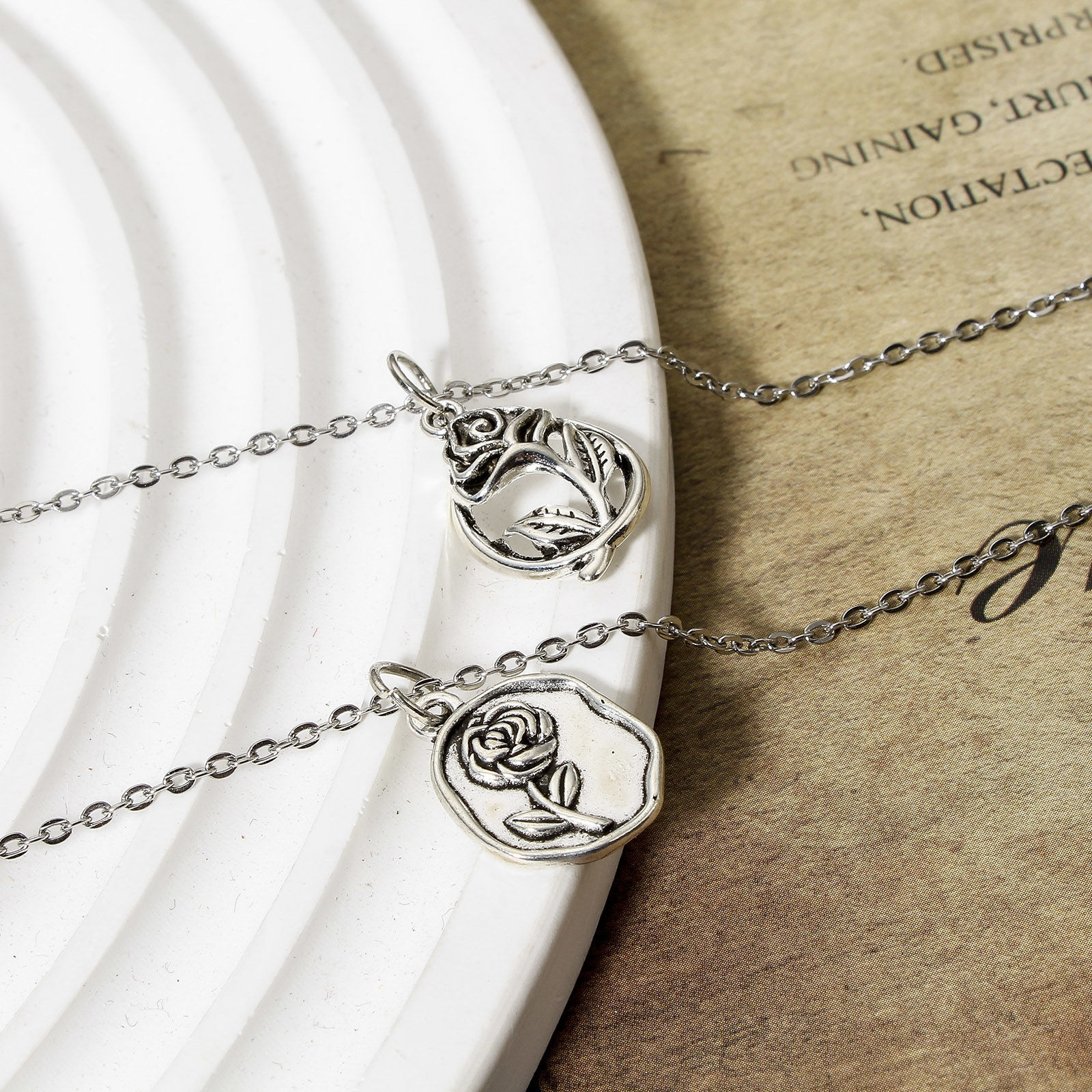 Picture of Zinc Based Alloy Charms Antique Silver Color Rose Flower