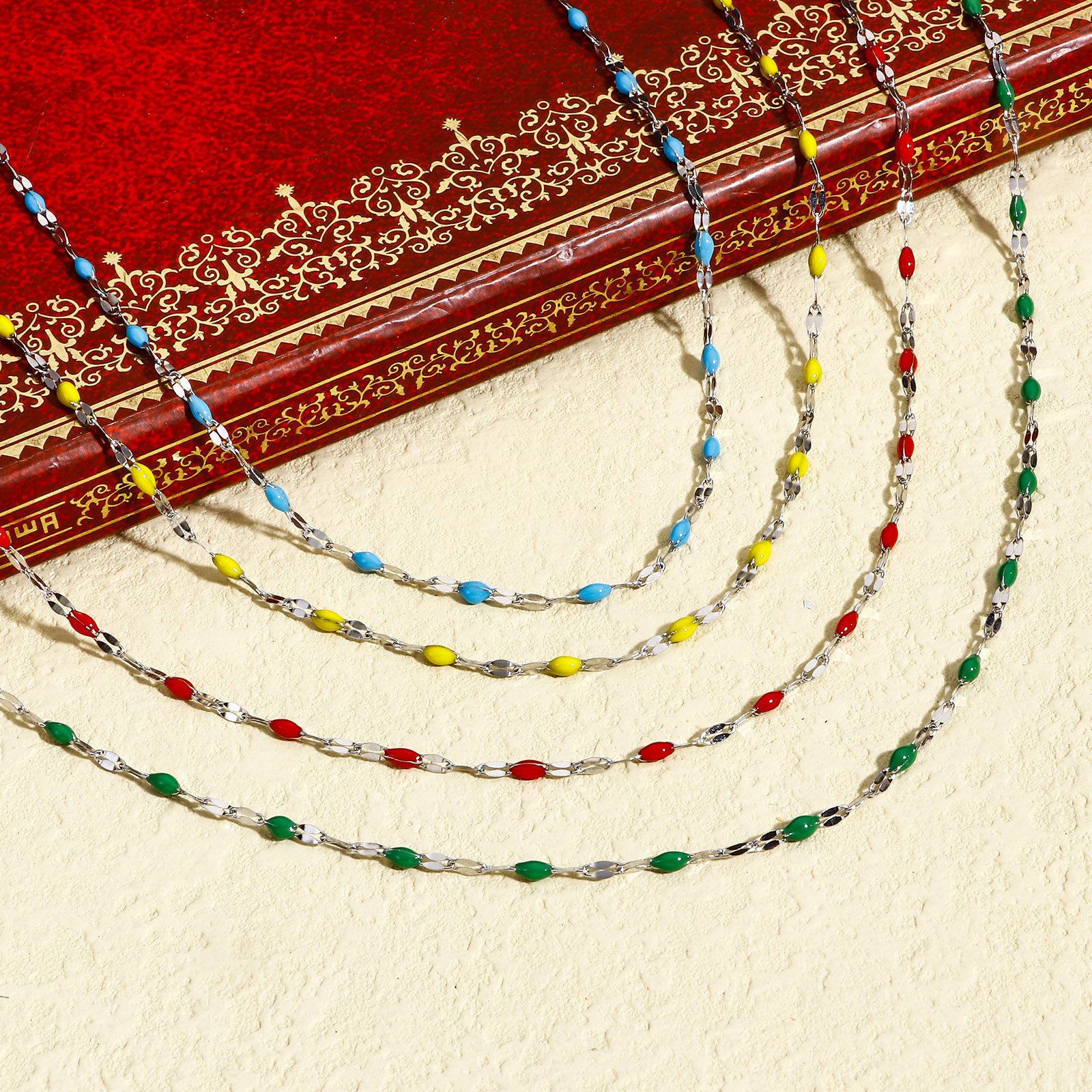 Bild von 1 Meter 304 Edelstahl Lippen geformte Kette Für handgefertigte Schmuckherstellung Silberfarbe Emaille 2mm