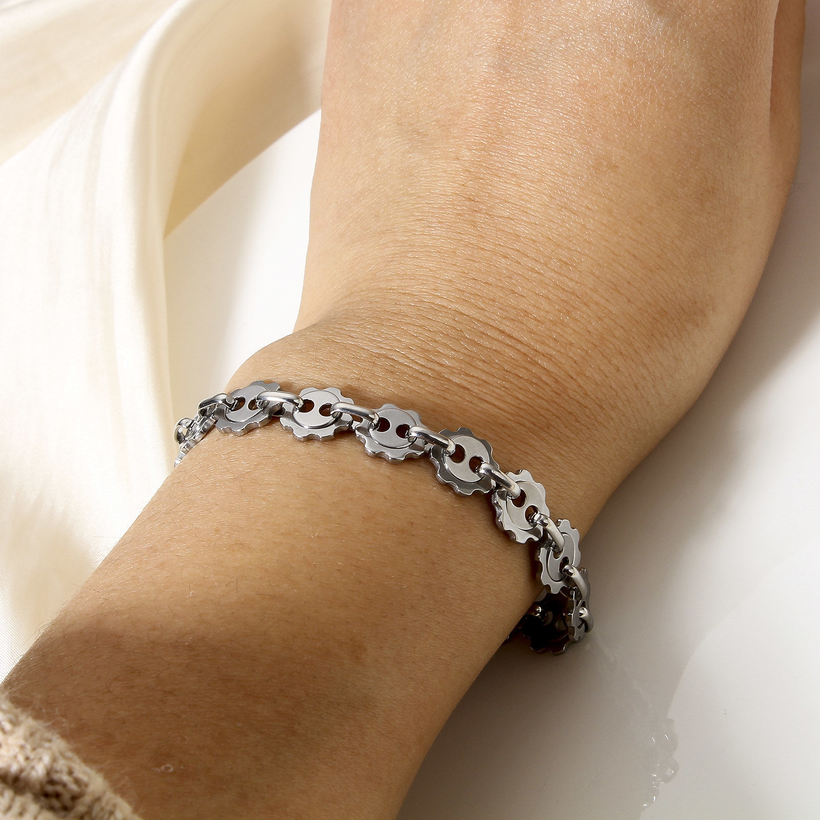 Image de 1 Pièce Bracelets Chaîne à Maillons Faite à la Main en 304 Acier Inoxydable Argent Mat