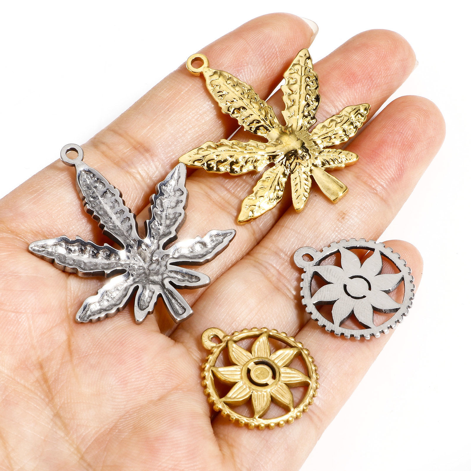 1 個 304ステンレス鋼 チャーム の画像