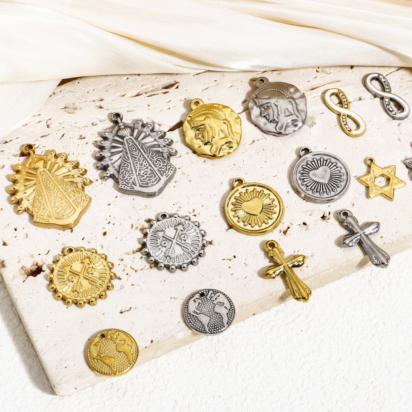 1 個 304ステンレス鋼 チャーム の画像