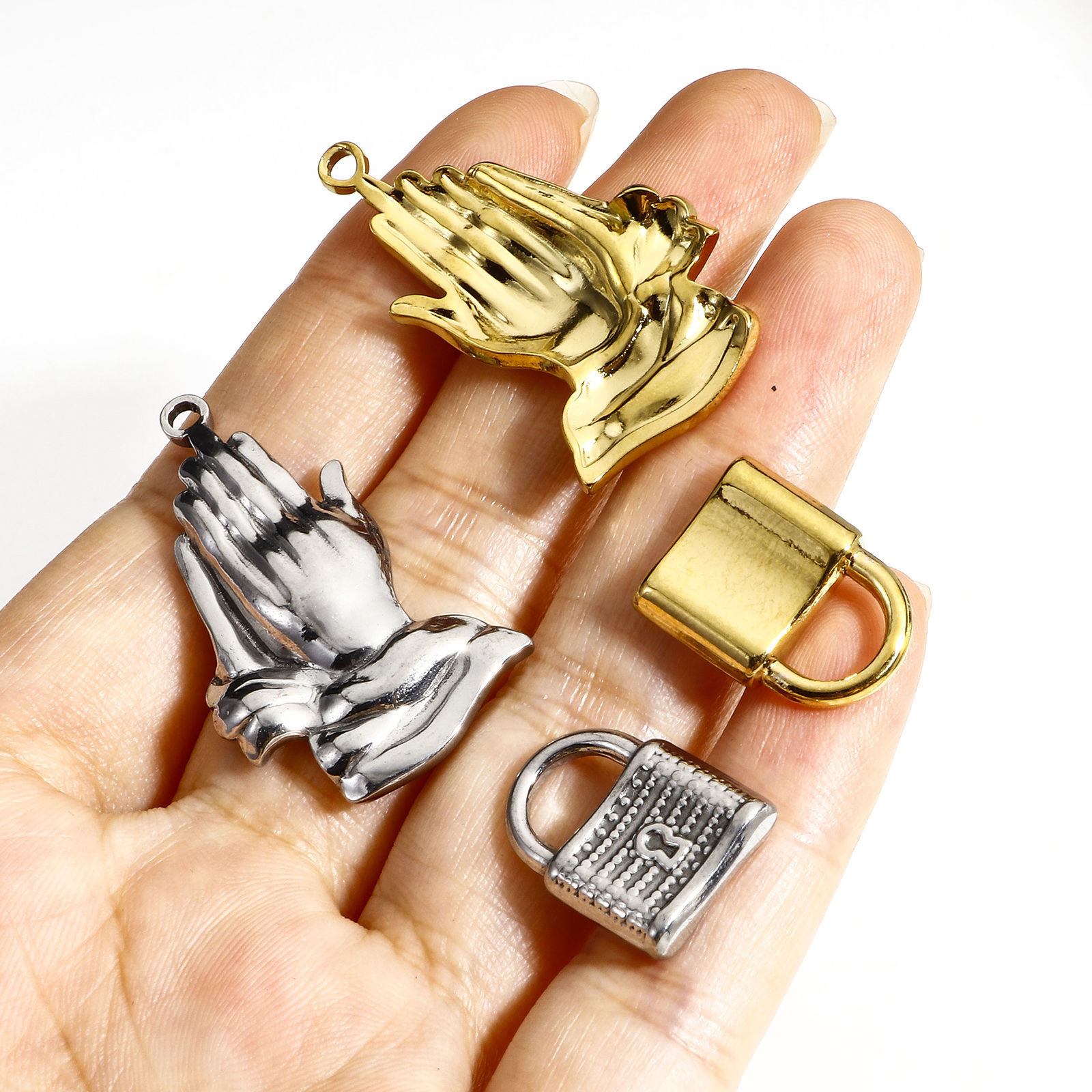 1 個 304ステンレス鋼 チャーム の画像