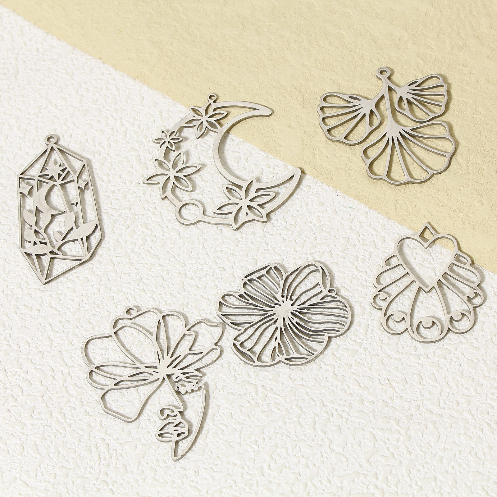 Picture of 304 Stainless Steel Charms Silver Tone Hollow