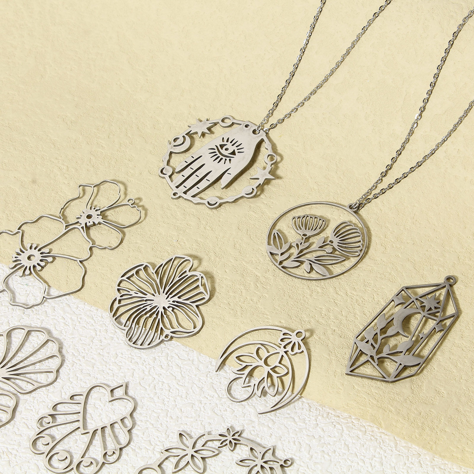 Picture of 304 Stainless Steel Charms Silver Tone Hollow