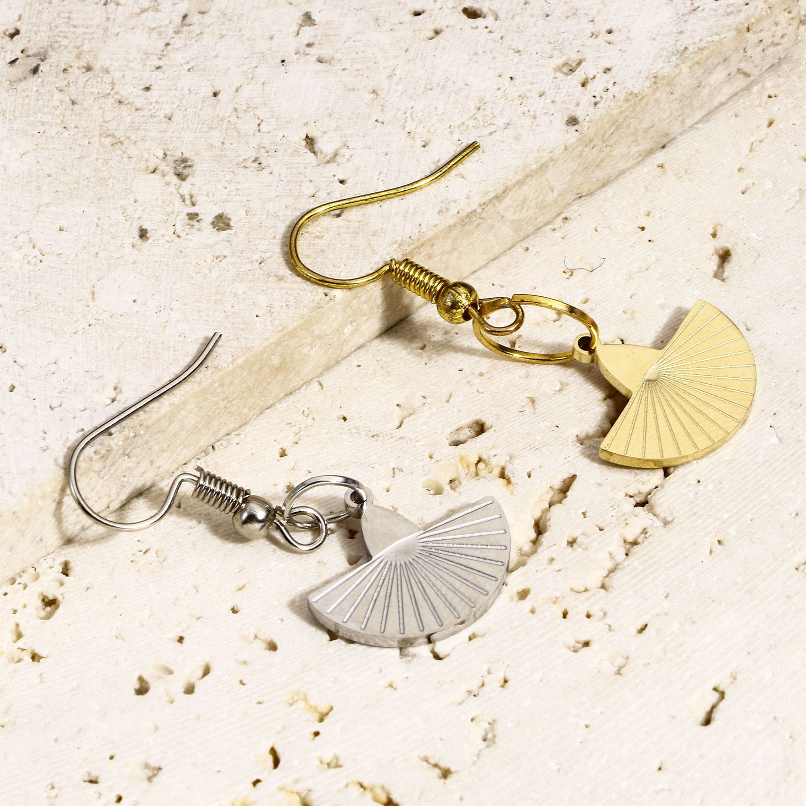 Picture of Eco-friendly 304 Stainless Steel Simple Charms Multicolor Fan-shaped Hat