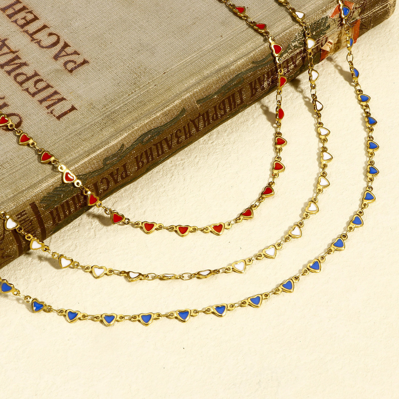 1 メートル 真空メッキ 304ステンレス鋼 バレンタイン・デー ハンドメイド手作りリンクチェーン手作り DIY ジュエリーアクセサリー作りのパーツ ハート 18Kゴールドメッキ 両面エナメル 5mm、 の画像