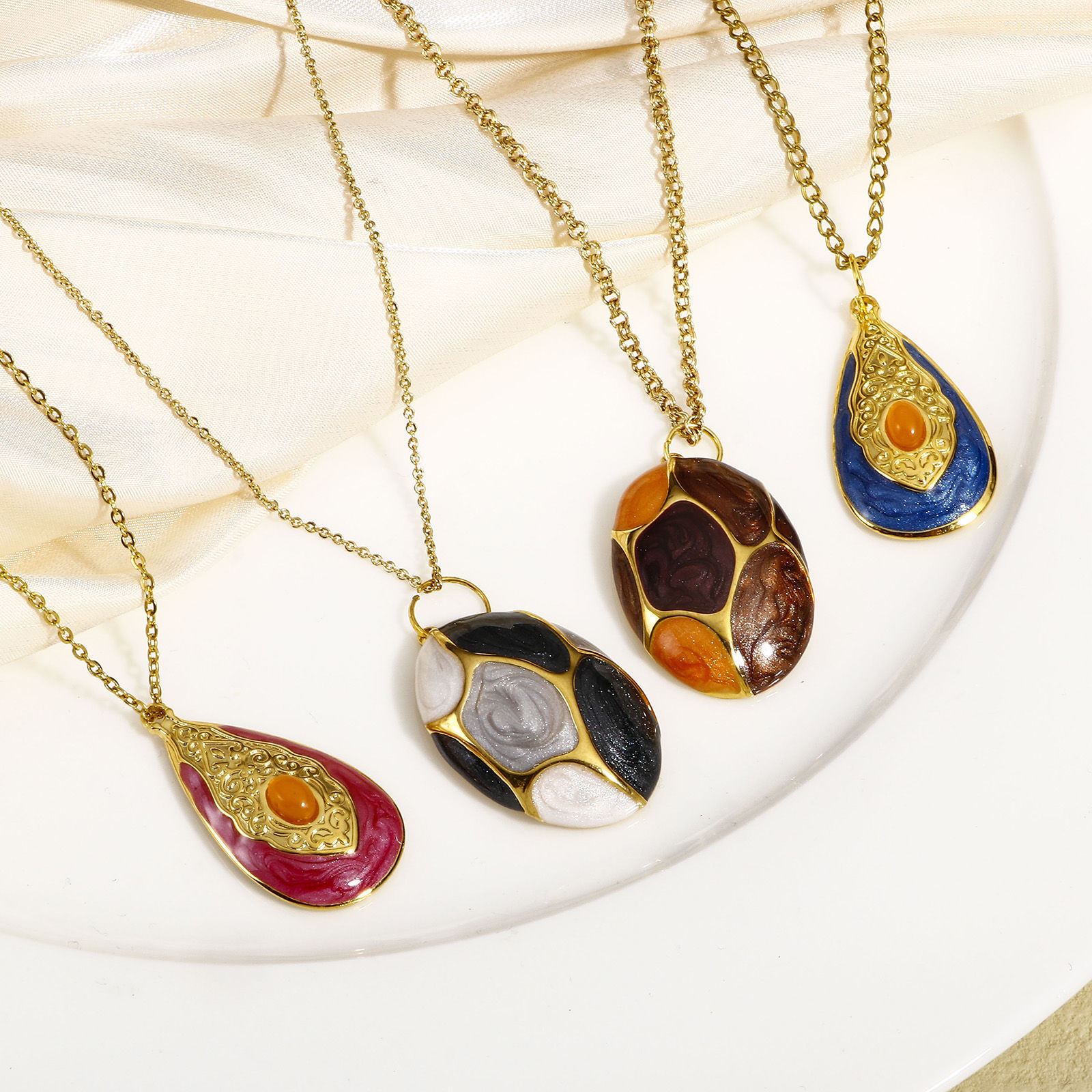 Picture of 304 Stainless Steel & Stone Style Of Royal Court Character Charms Gold Plated Multicolor Oval Carved Pattern Enamel