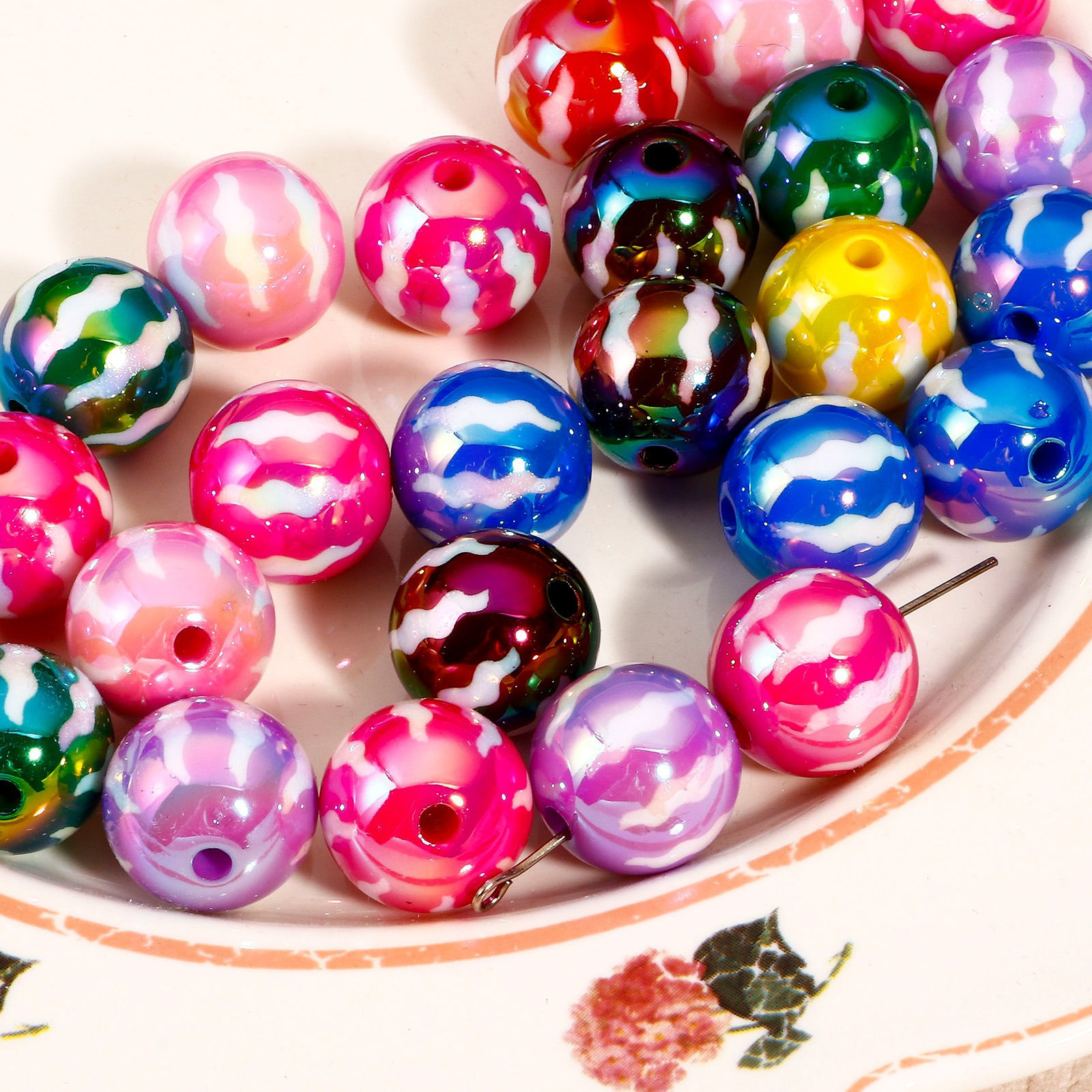 Picture of Acrylic Beads For DIY Jewelry Making At Random Mixed Color Pumpkin Beauty Lady AB Color