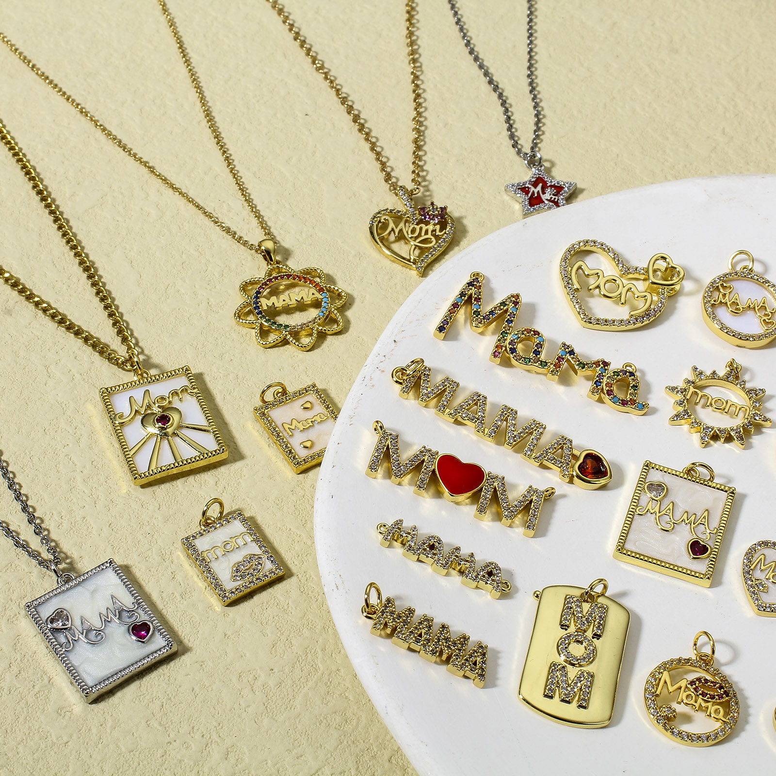 1 個 真鍮 母の日 チャーム リアルゴールドメッキマイクロパヴェ クリアジルコン の画像