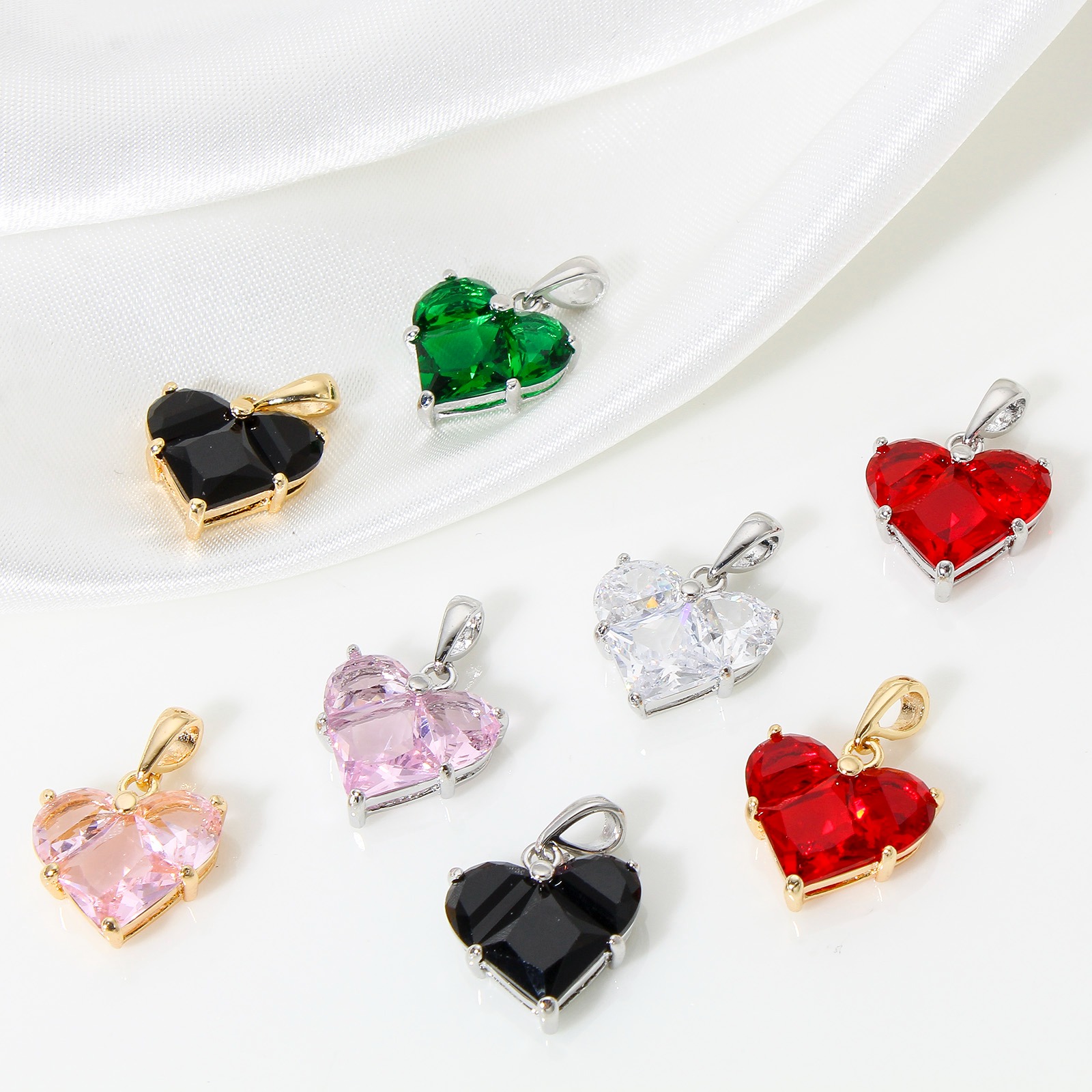 Image de 1 Pièce Pendentif Breloque La Saint Valentin en Laiton Cœur Plaqué Or Véritable 18K à Zircone Cubique Multicolore 20mm x 14mm