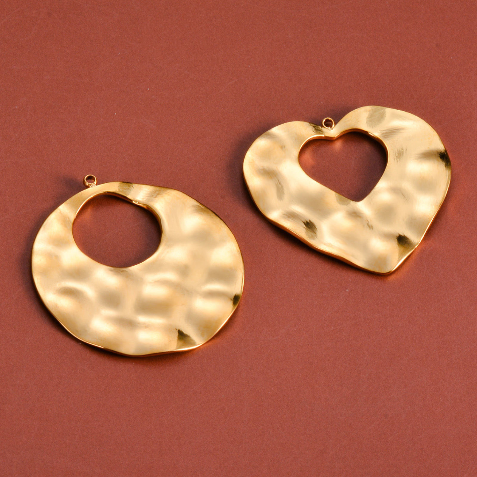 Picture of 304 Stainless Steel Hammered Pendants Gold Plated Round Hollow