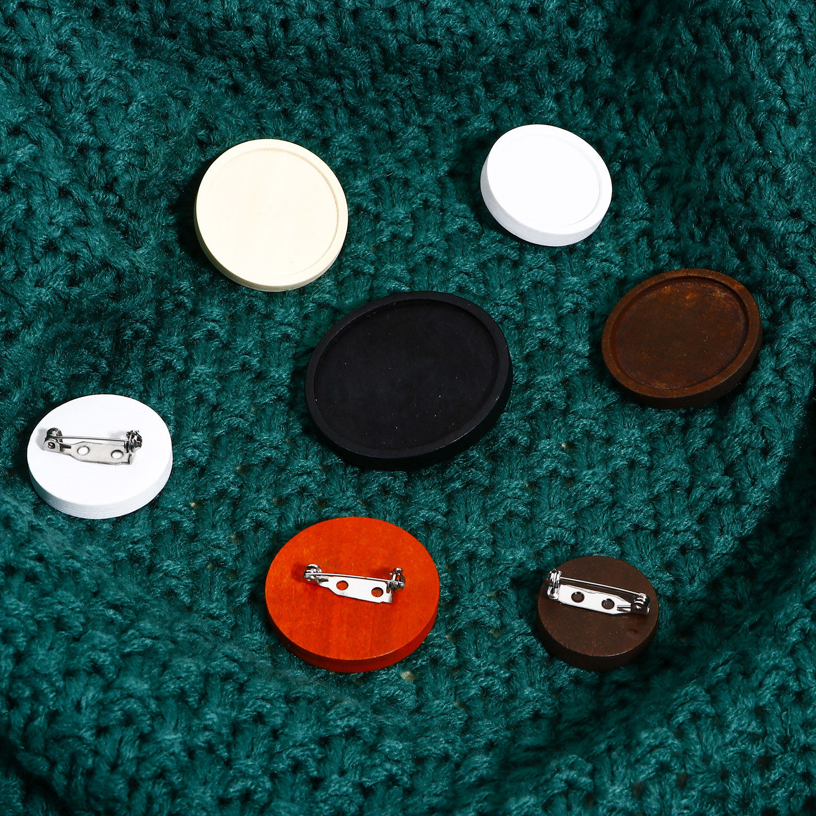 Picture of 304 Stainless Steel & Natural Wood Pin Brooches Round Silver Tone Cabochon Settings