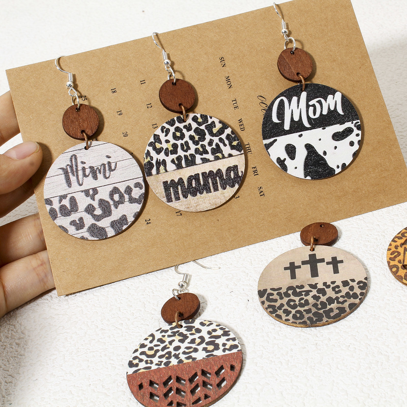 Imagen de 5 Unidades Madera Día De La Madre Colgantes Multicolor Ronda Doble Cara 5.6cm x 4cm