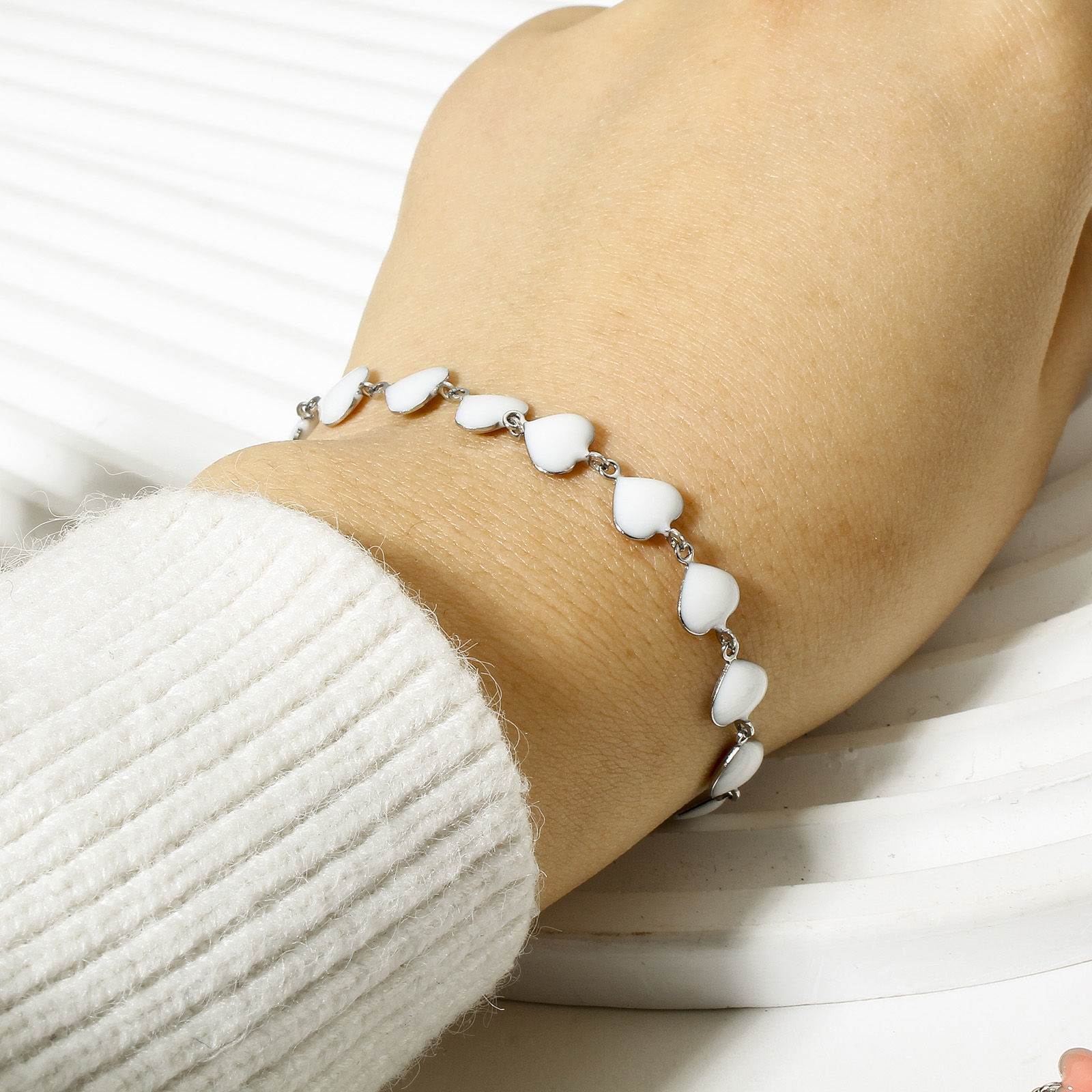 Picture of 304 Stainless Steel Valentine's Day Handmade Link Chain Bracelets Silver Tone Heart Double-sided Enamel 17cm(6 6/8") long, 7mm Dia.