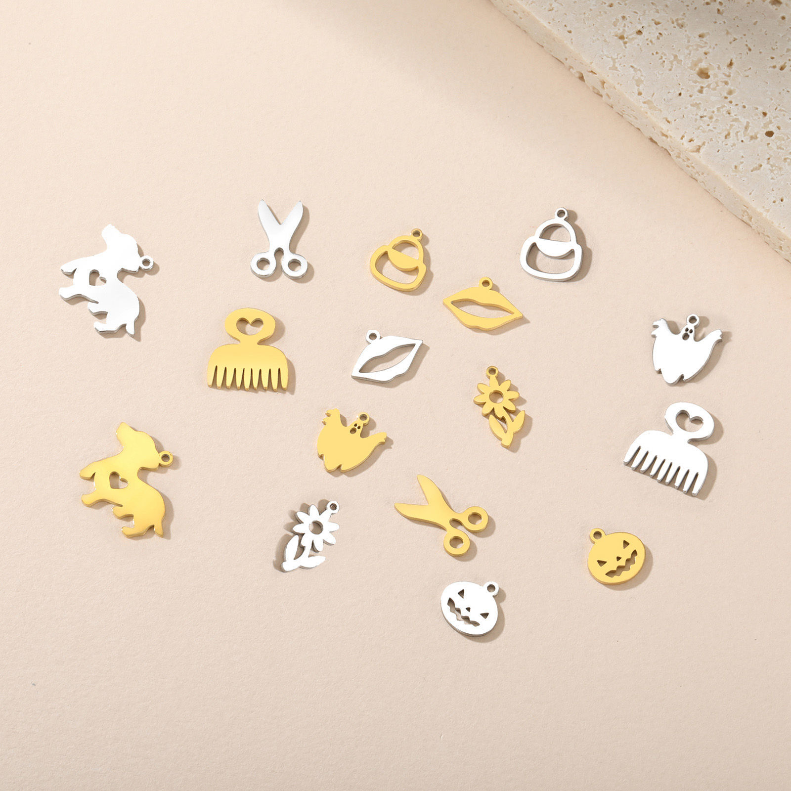 Изображение 5 ШТ 304 Нержавеющая Сталь Мини Подвески ажурная резьба