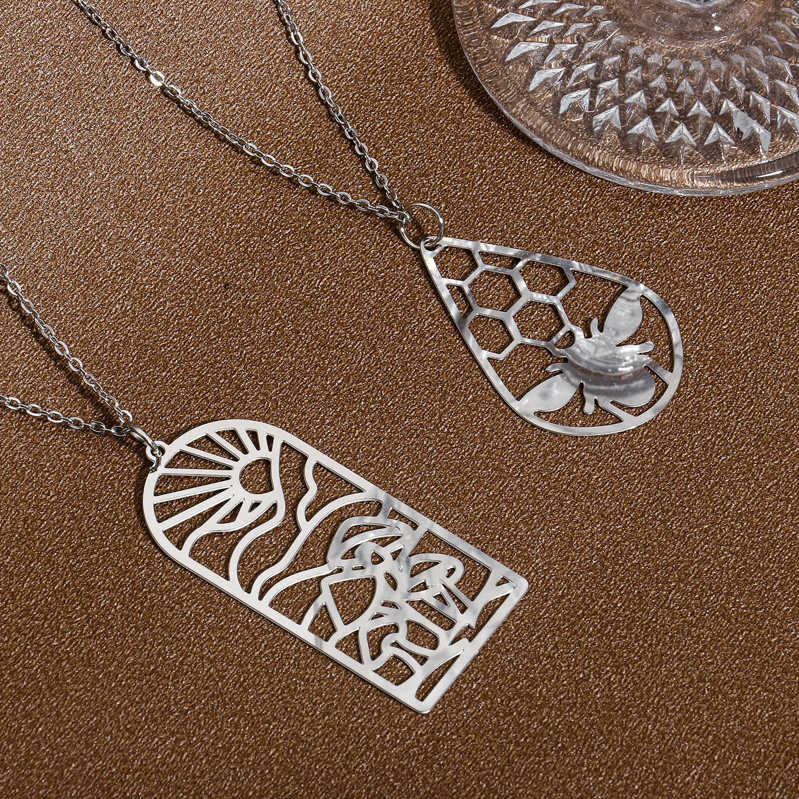 Picture of 304 Stainless Steel Filigree Stamping Pendants Silver Tone Hollow
